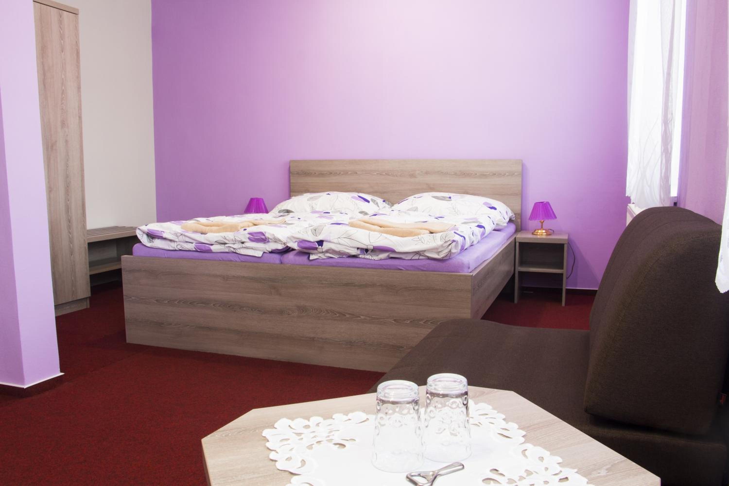 Standard Double Room - Photo 3