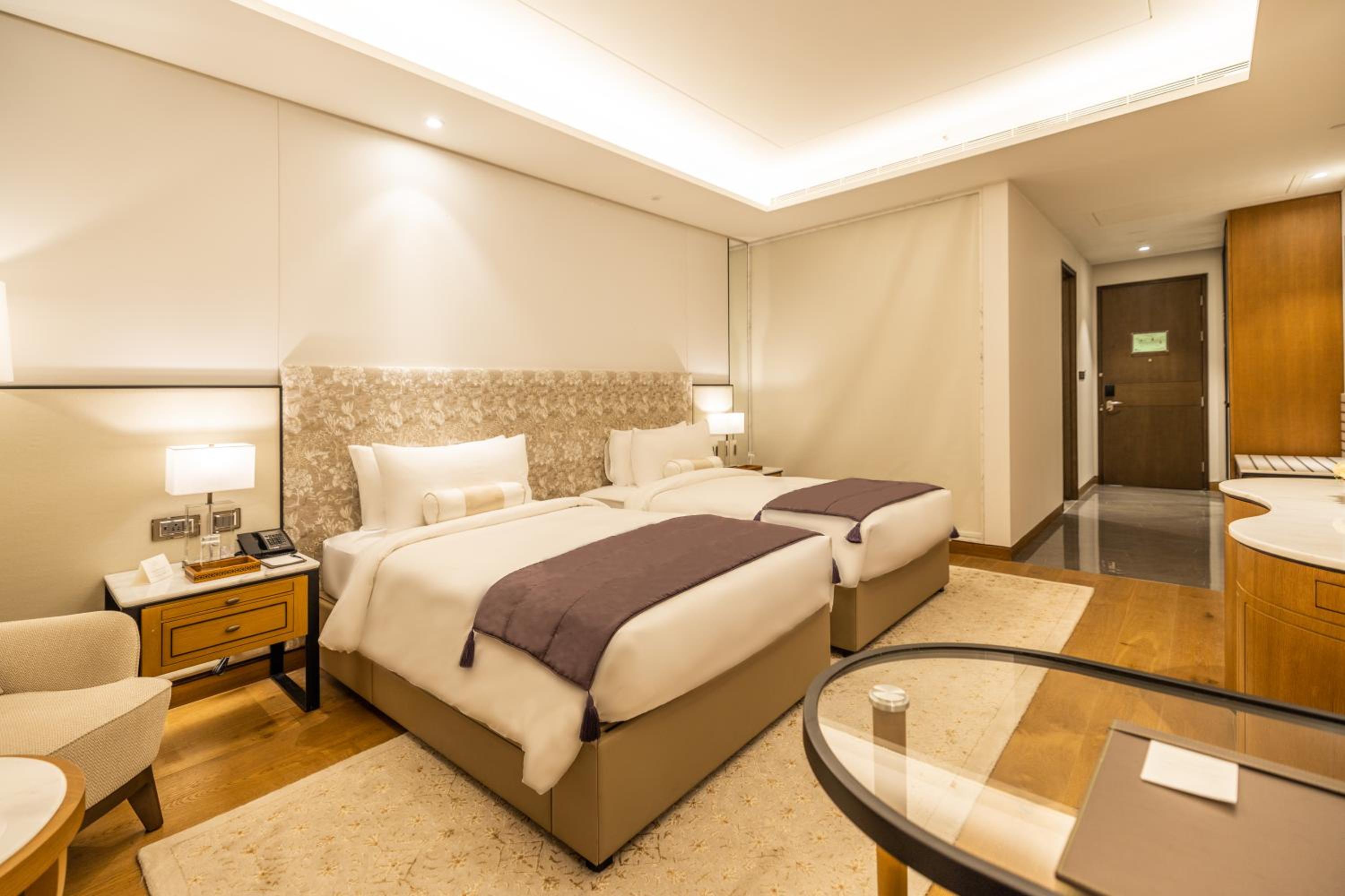 Premier Room Twin - Photo 3