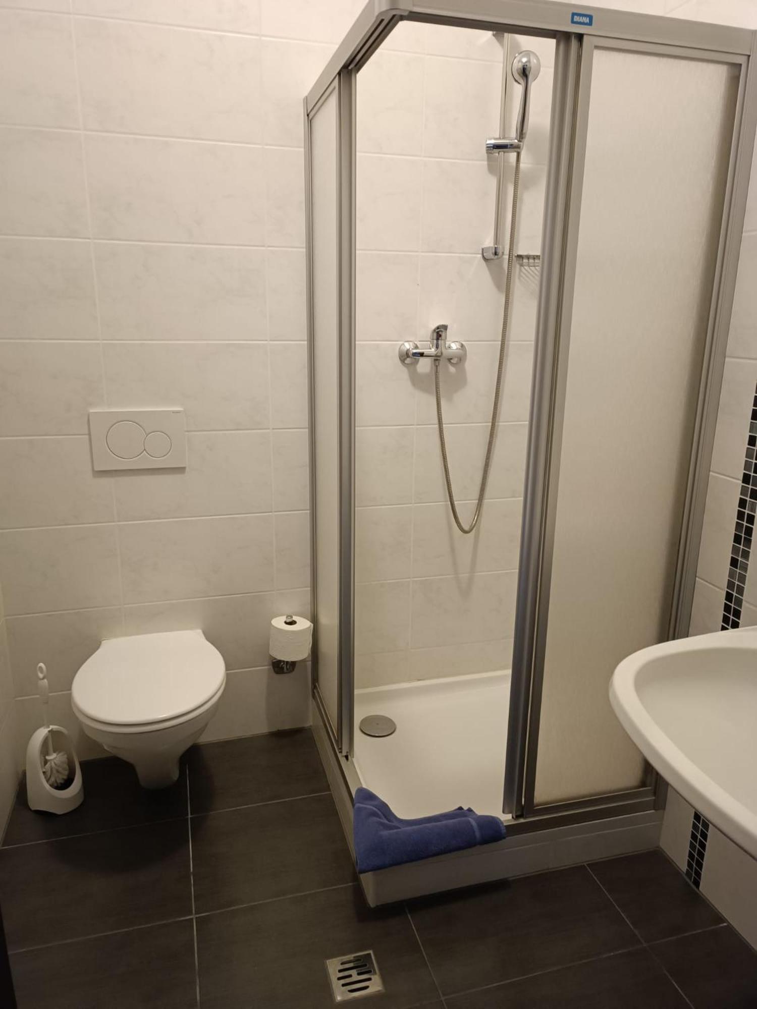 Standard Triple Room photo 2