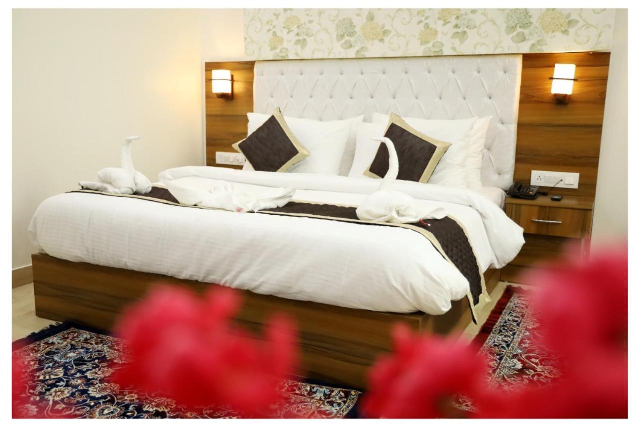 Deluxe Double Room - Photo 7