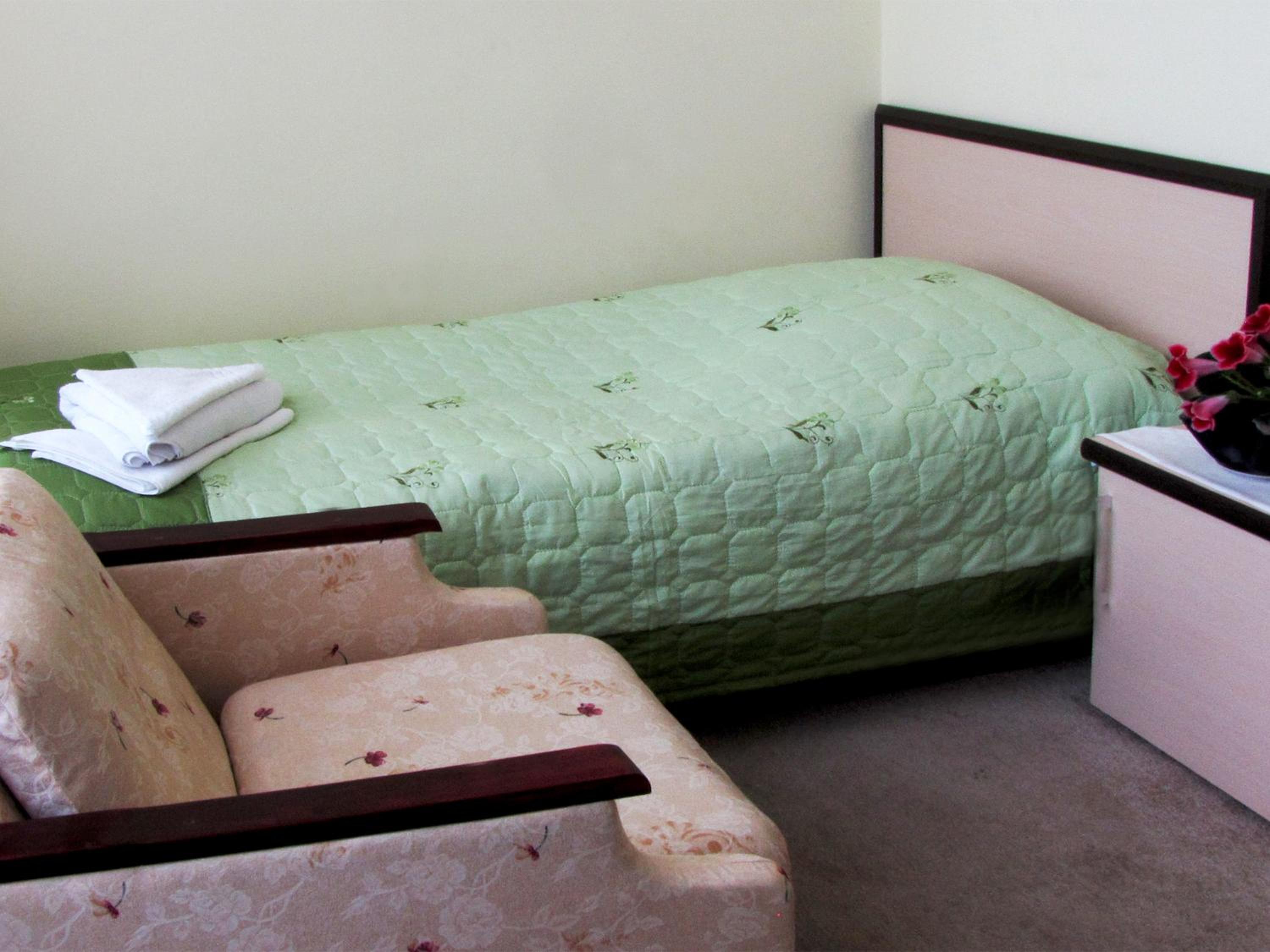 Deluxe Single Room - Treatment Included photo 2
