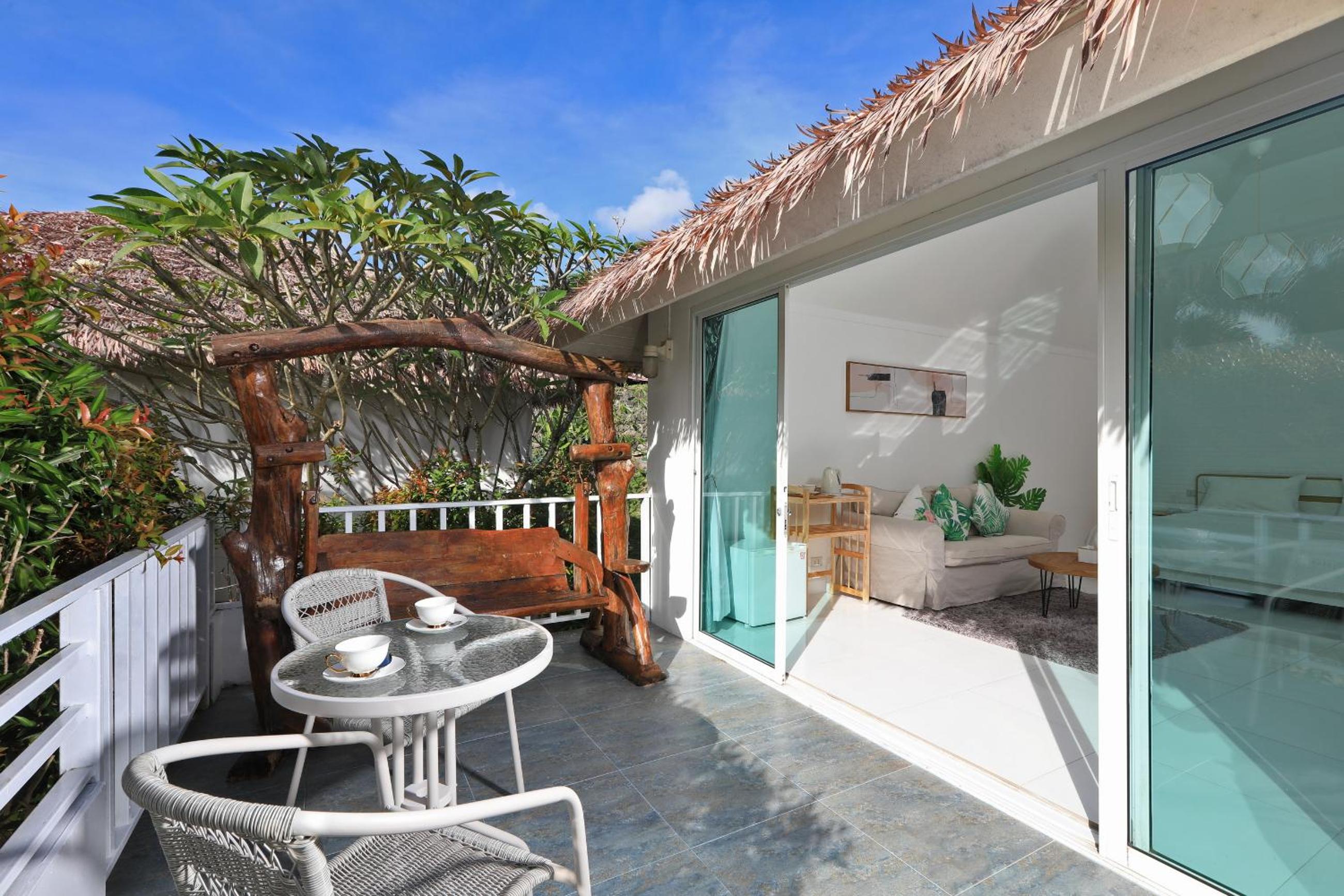 Double Room with Garden View - Photo 2