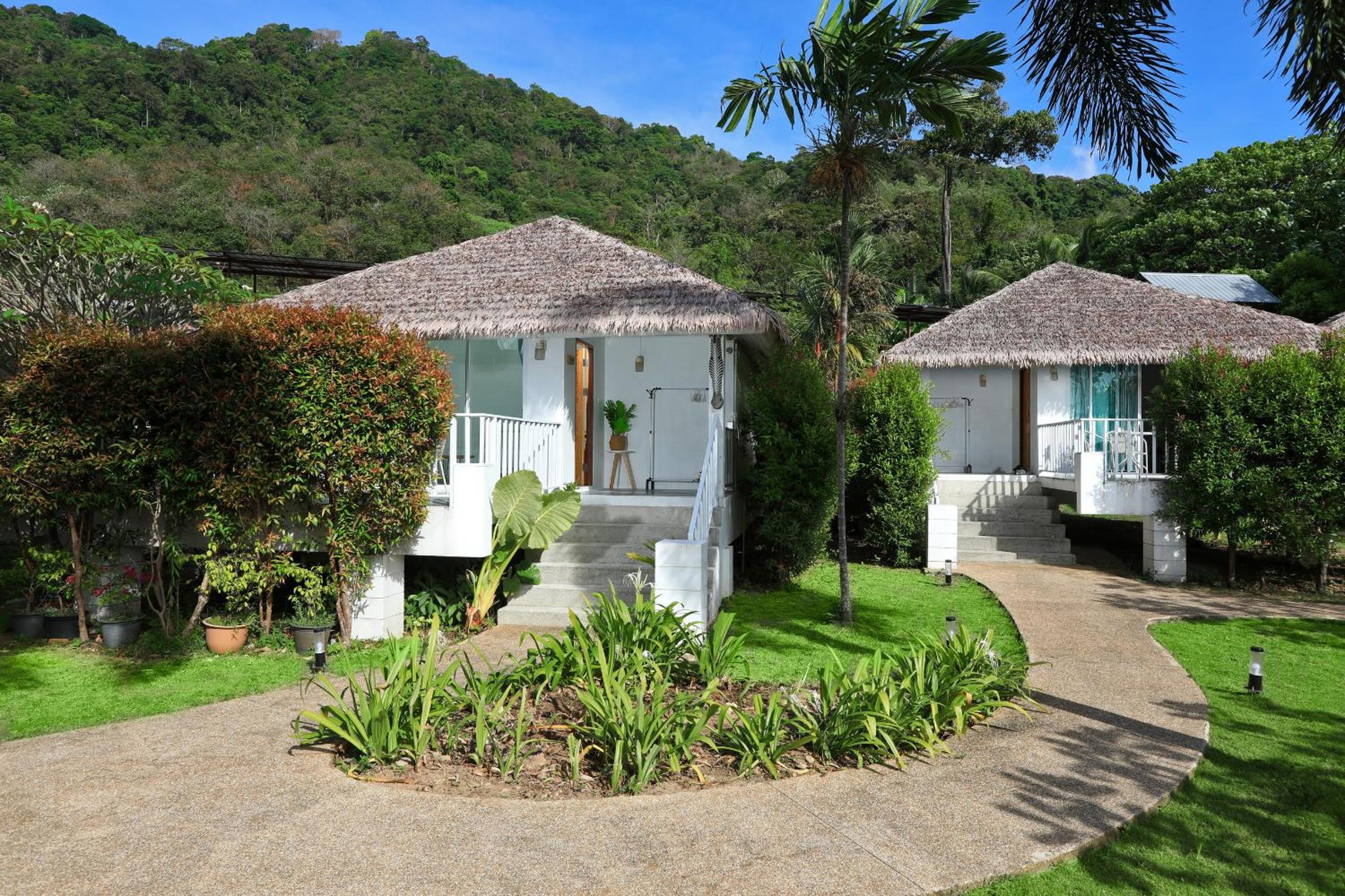 Double Room with Garden View - Photo 19