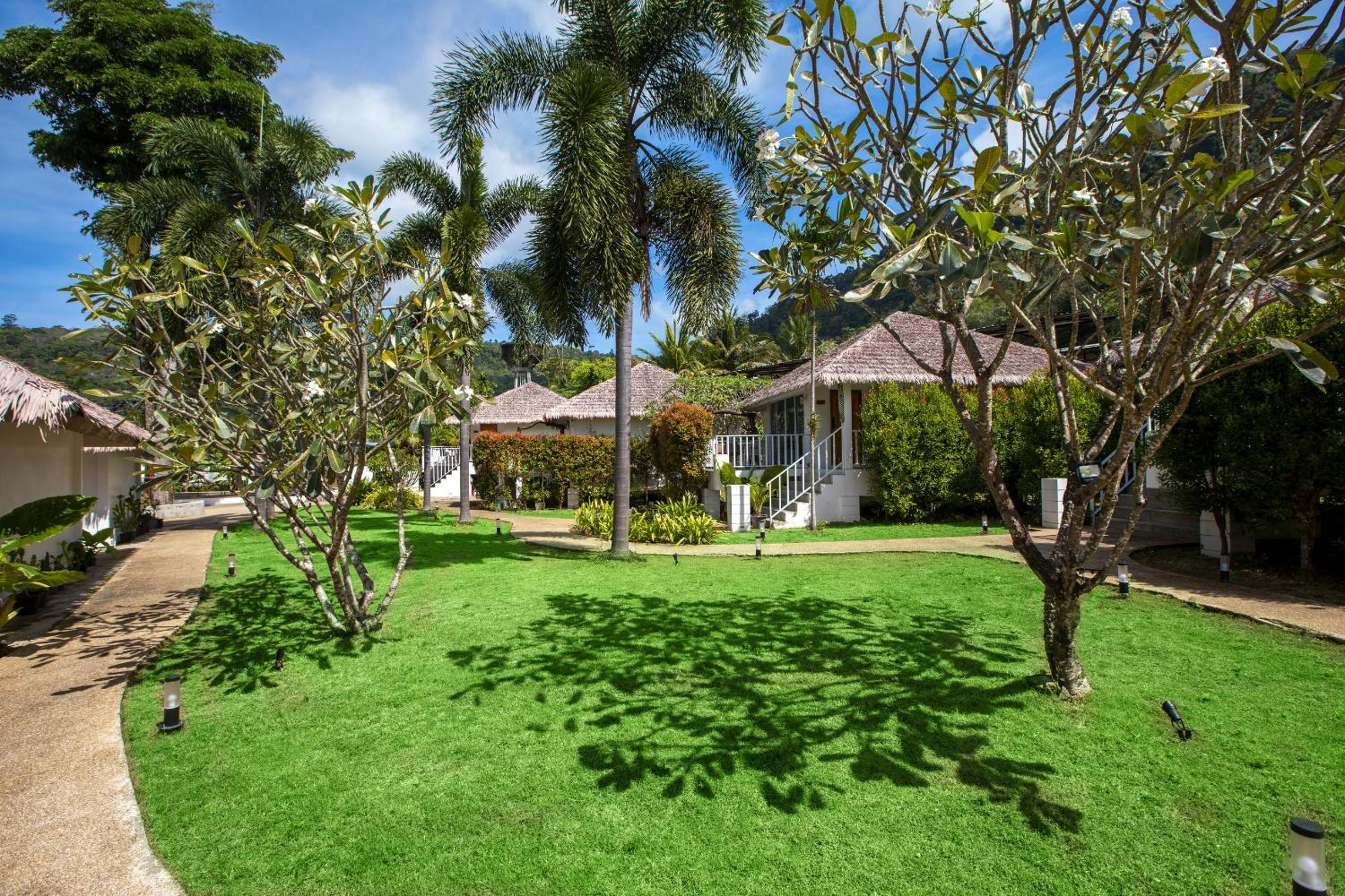 Double Room with Garden View - Photo 22
