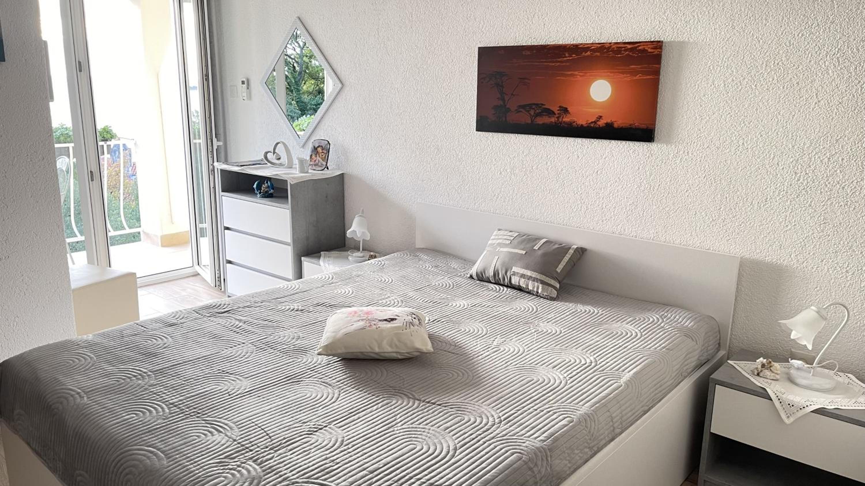 Double Room with Balcony and Sea View