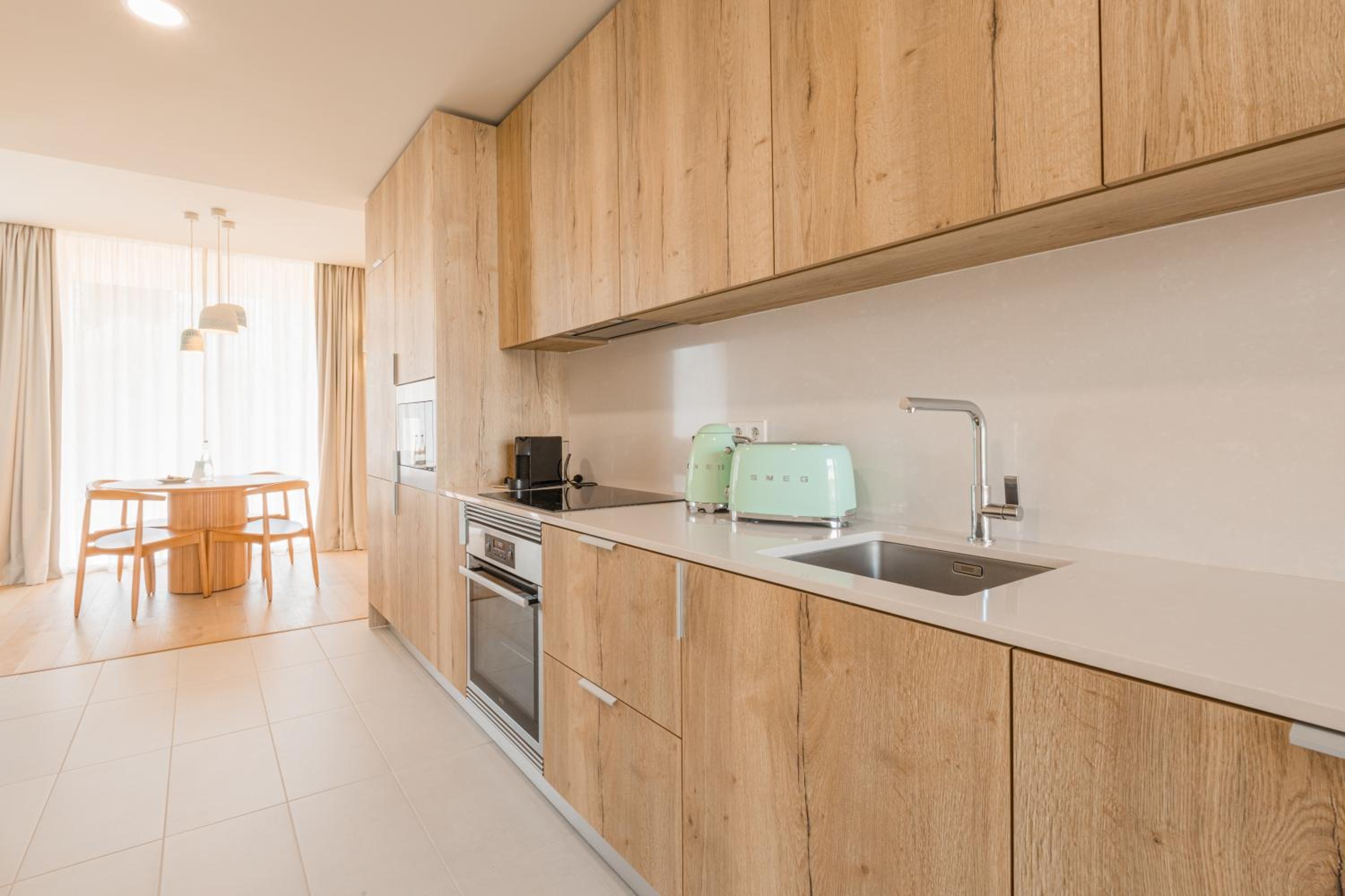 One-Bedroom Apartment - Photo 4