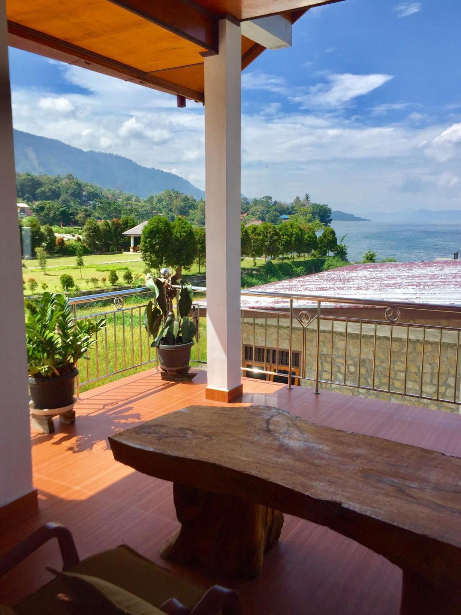 Double Room with Balcony - Photo 23