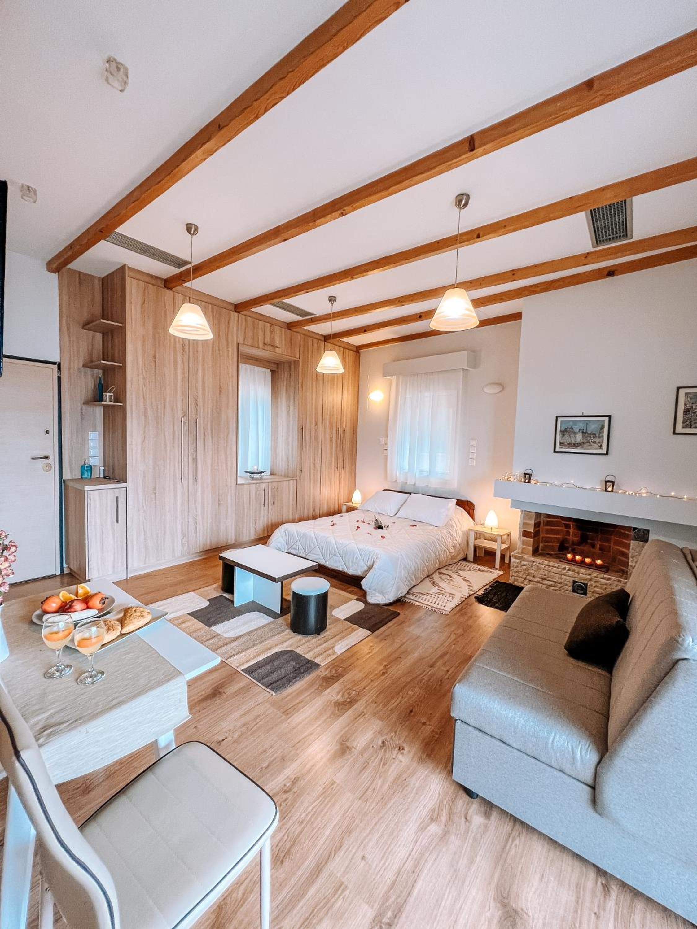 Studio with Mountain View