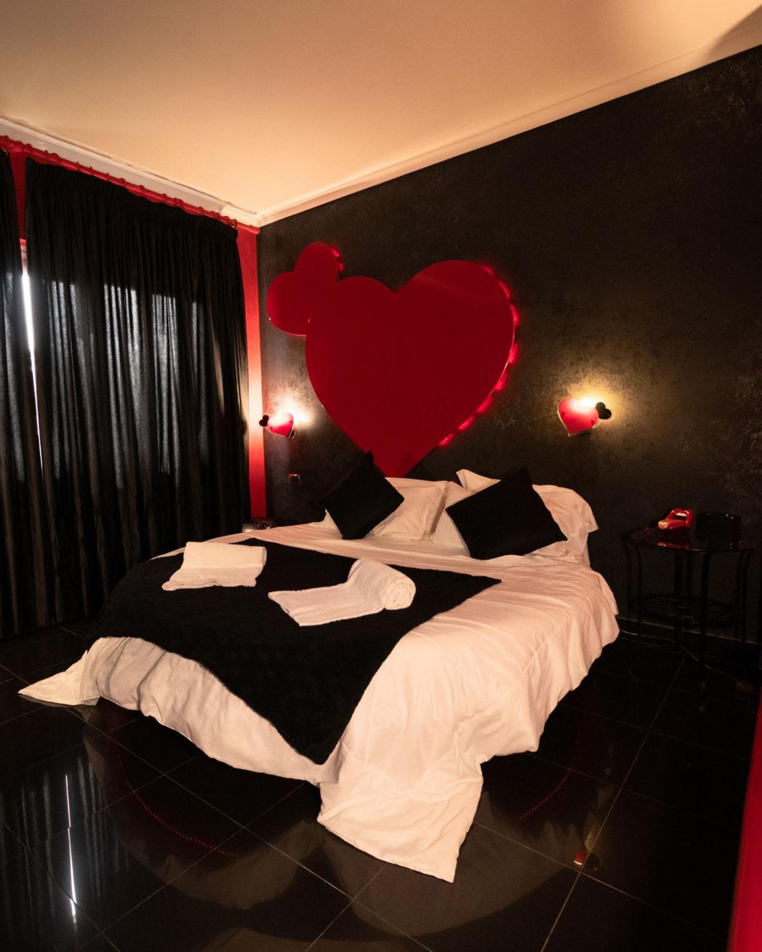 Deluxe Double Room - Photo 1