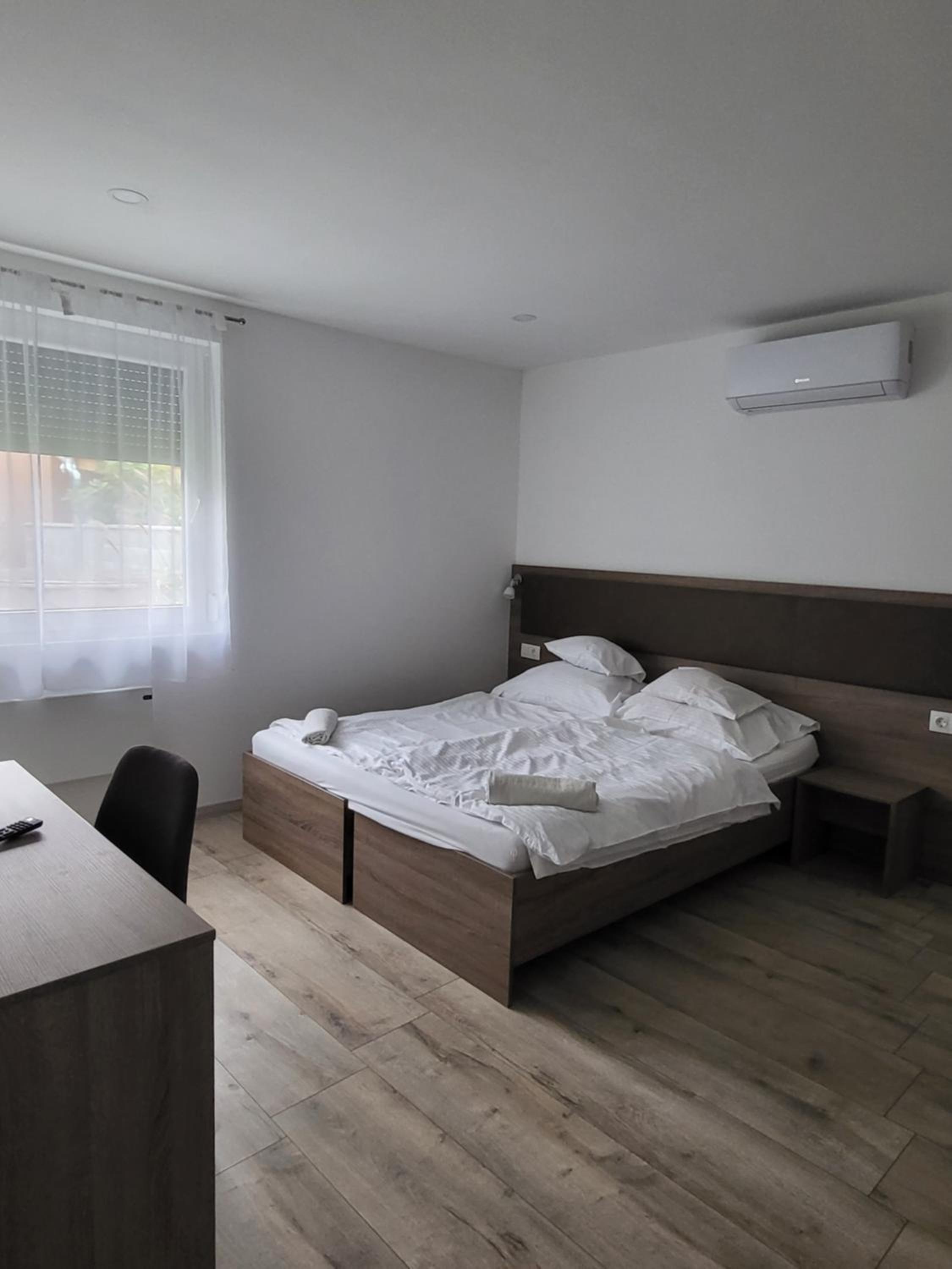 Two-Bedroom Apartment - Photo 16