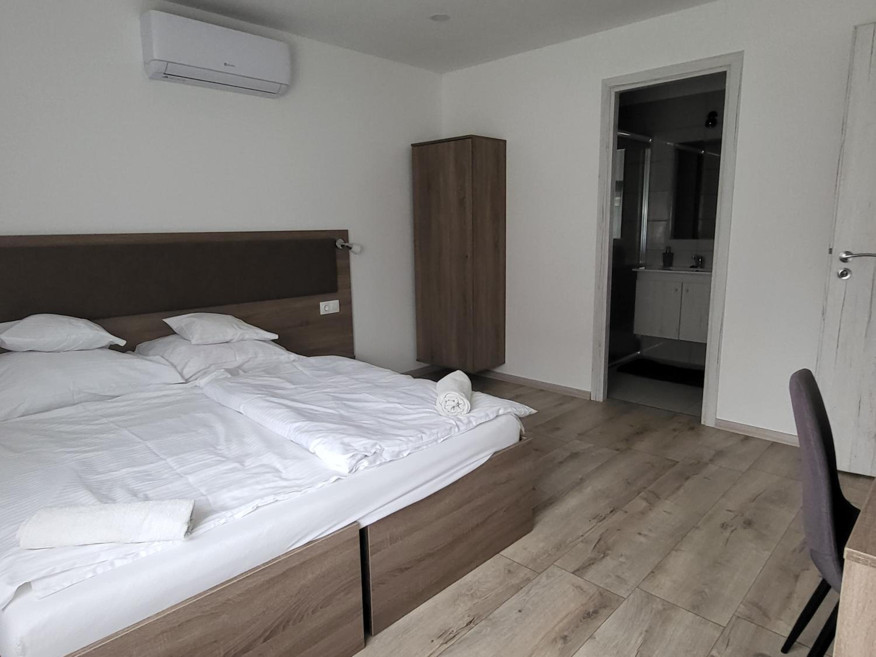 Two-Bedroom Apartment - Photo 14