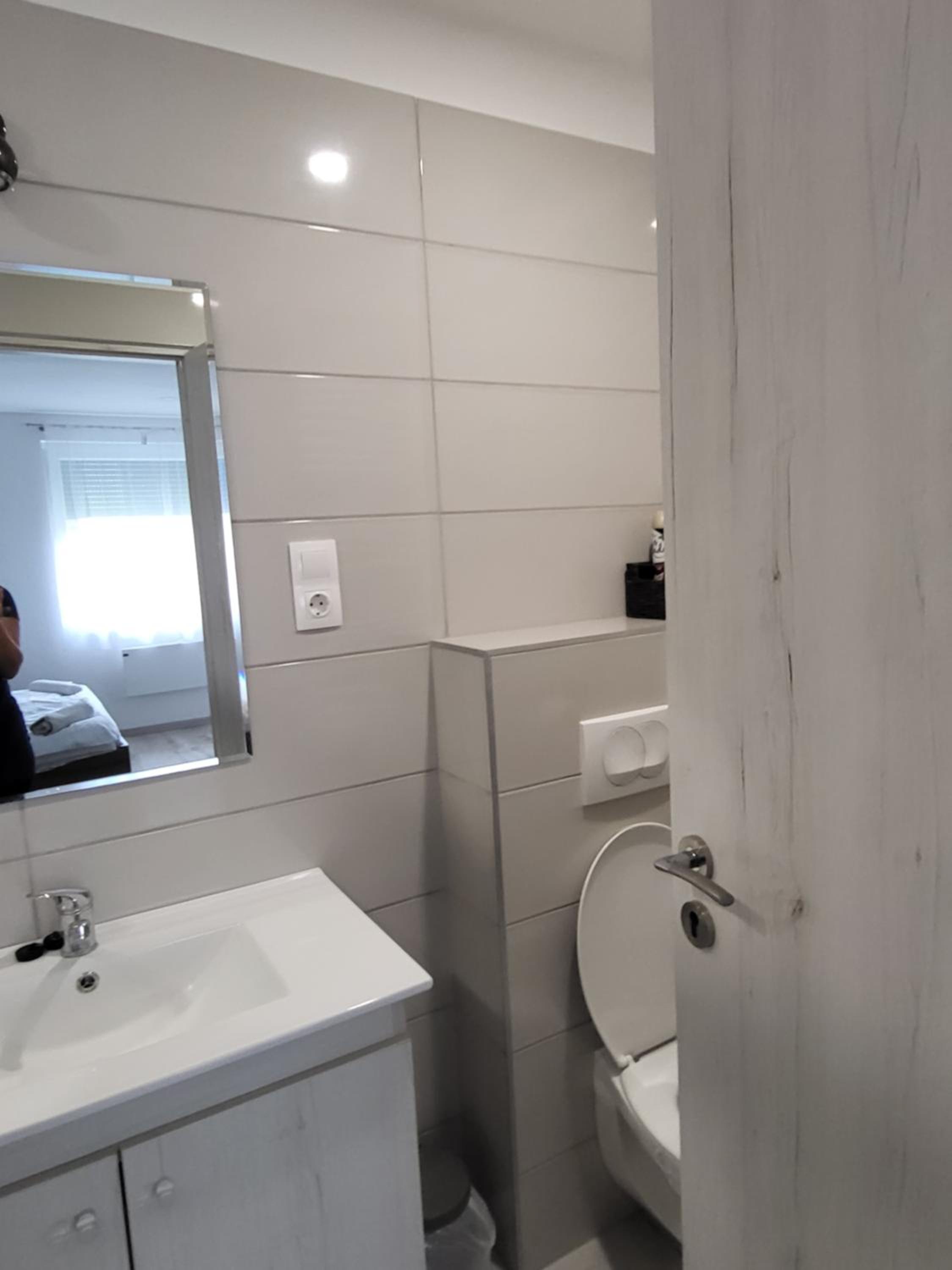 Two-Bedroom Apartment - Photo 3