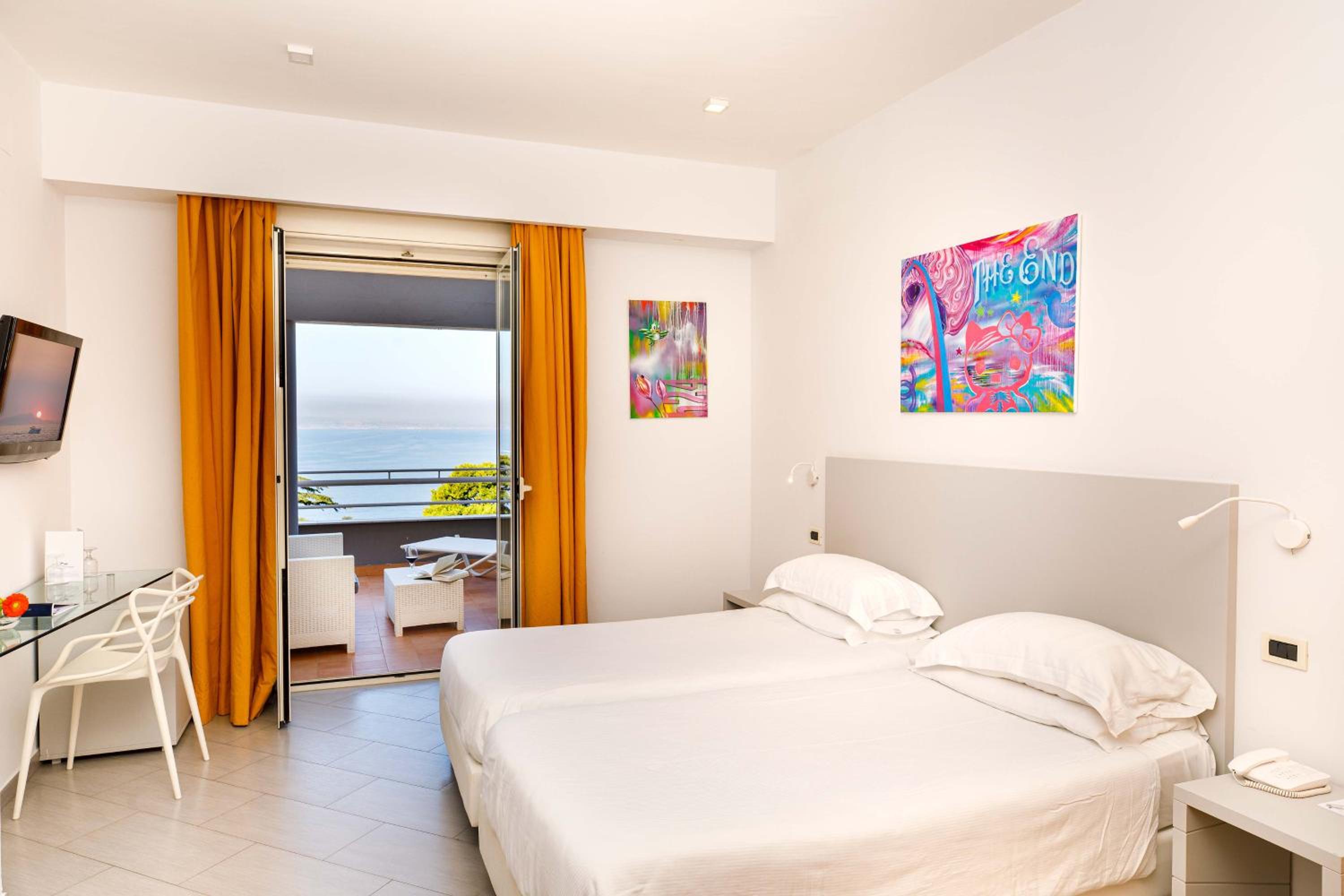 Triple Room with Sea View photo 3