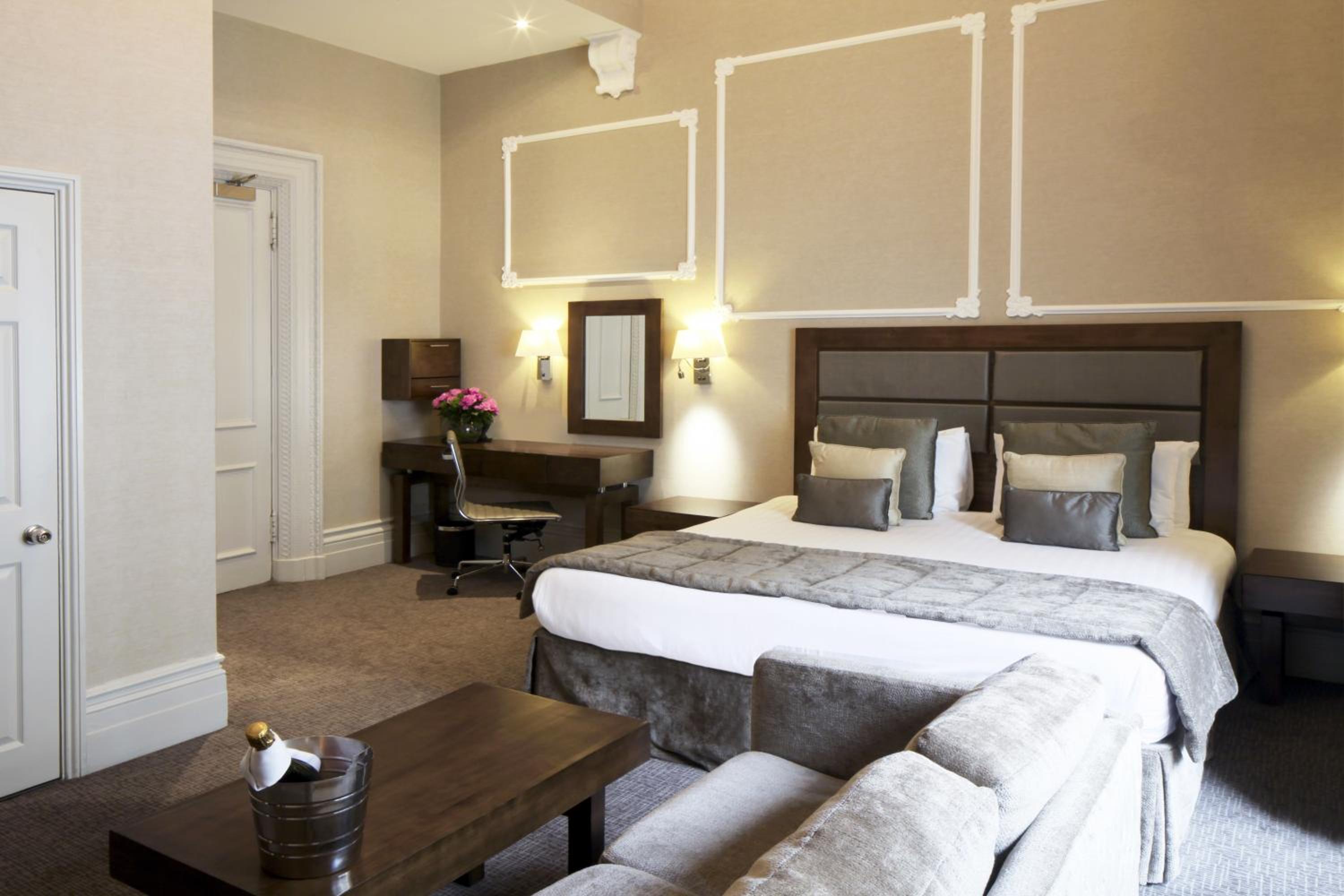 Comfort Triple Room