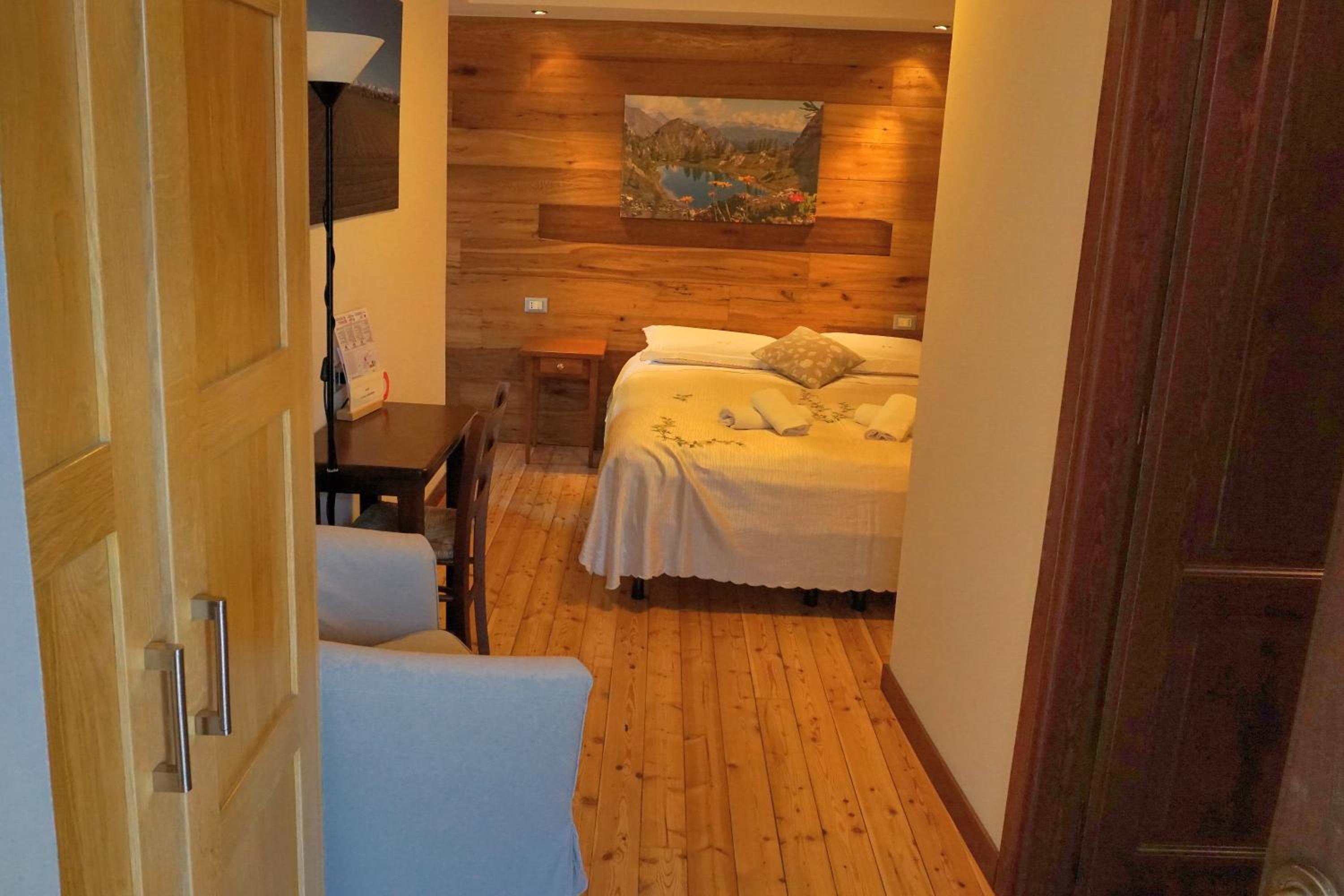 Double or Twin Room photo 1