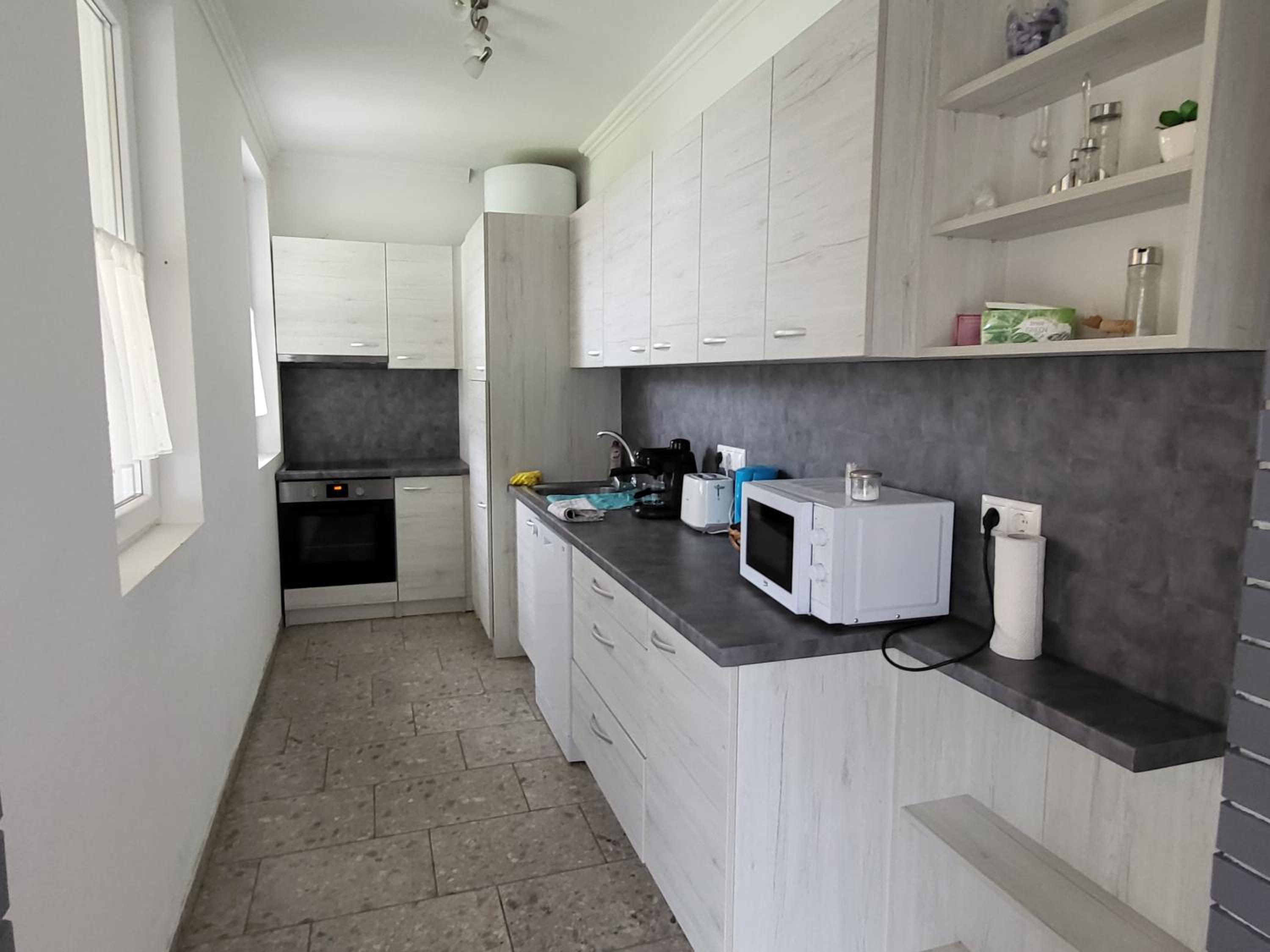 Apartment - Photo 11