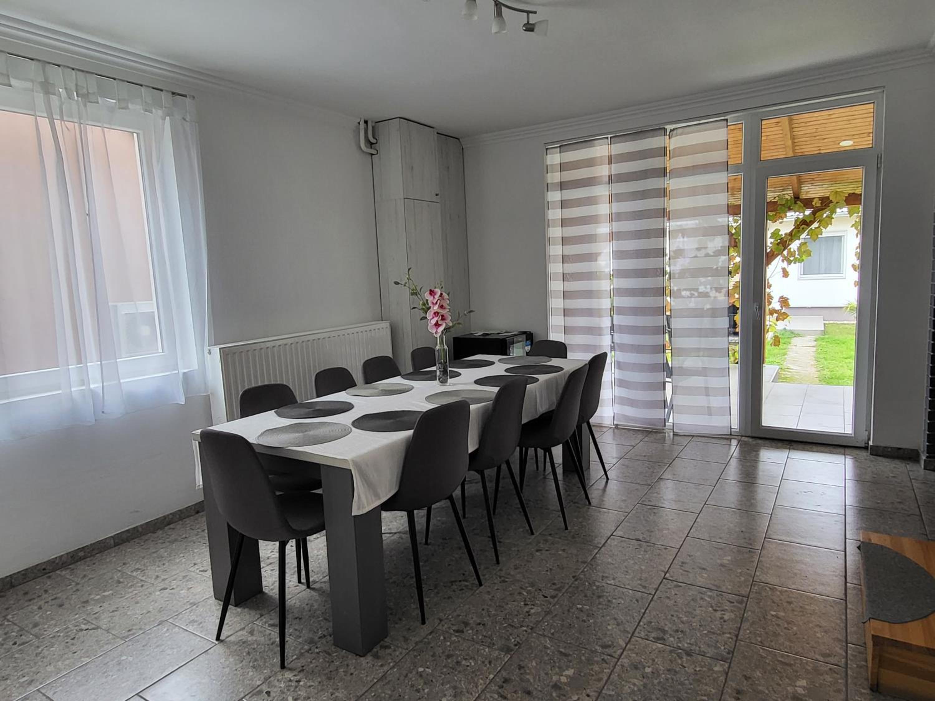 Apartment - Photo 9