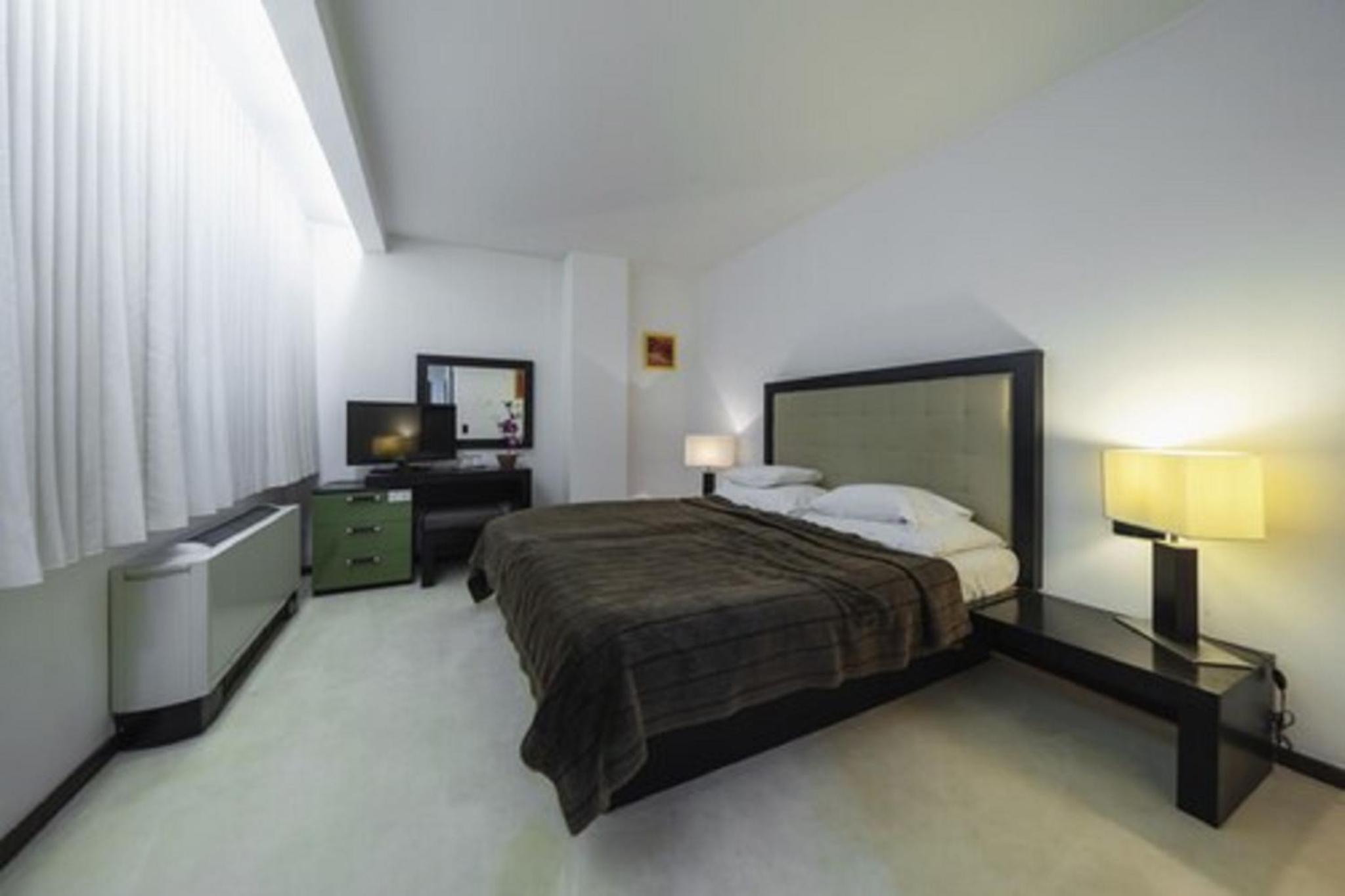 Deluxe Double Room with Shower photo 2