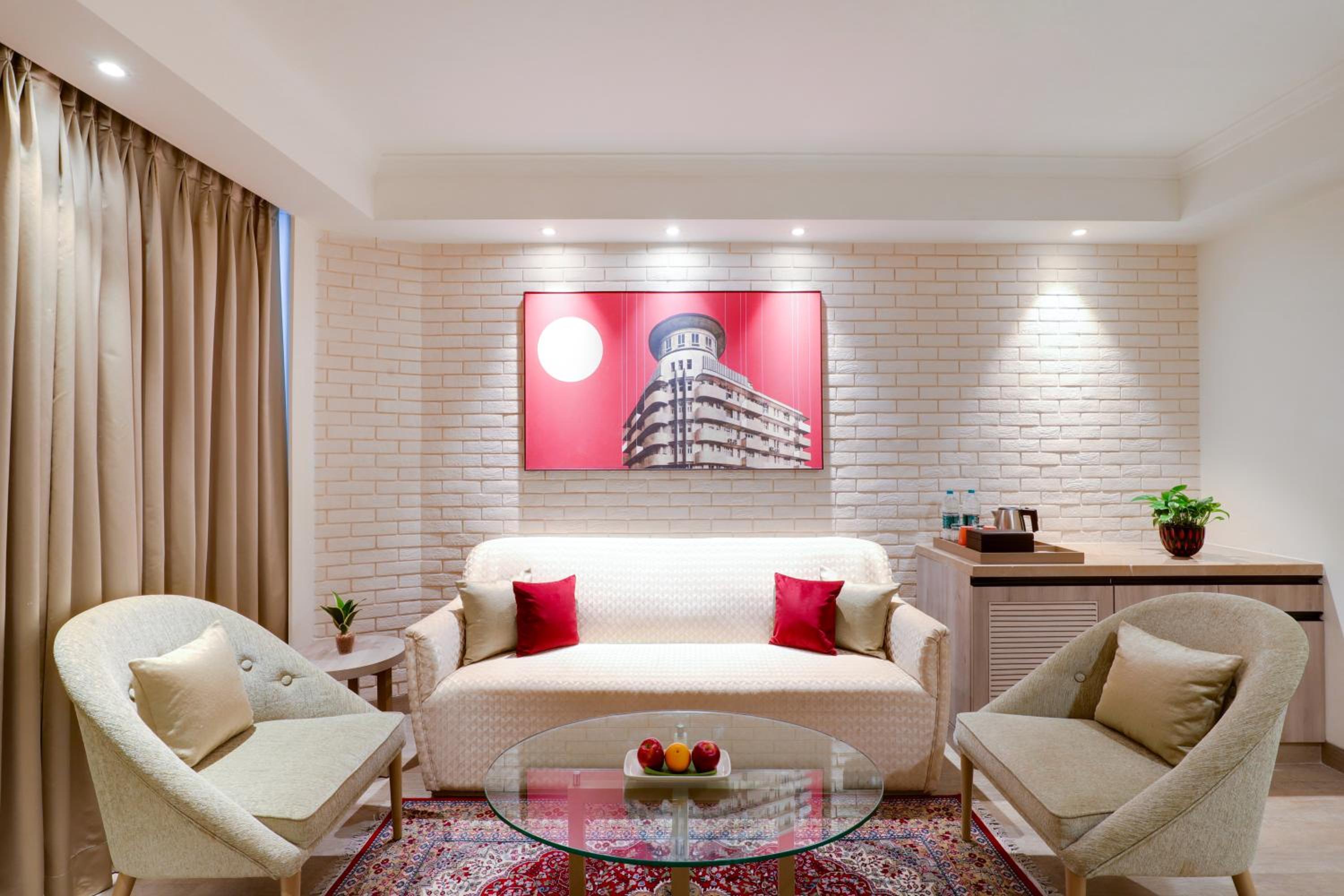 Studio Suite - Photo 7