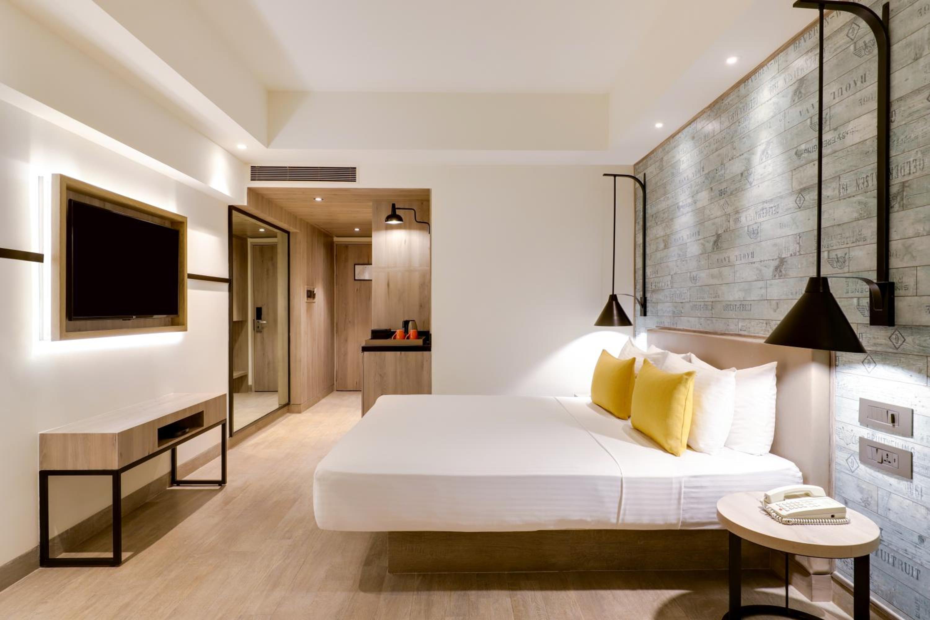 Premier Room - Photo 6