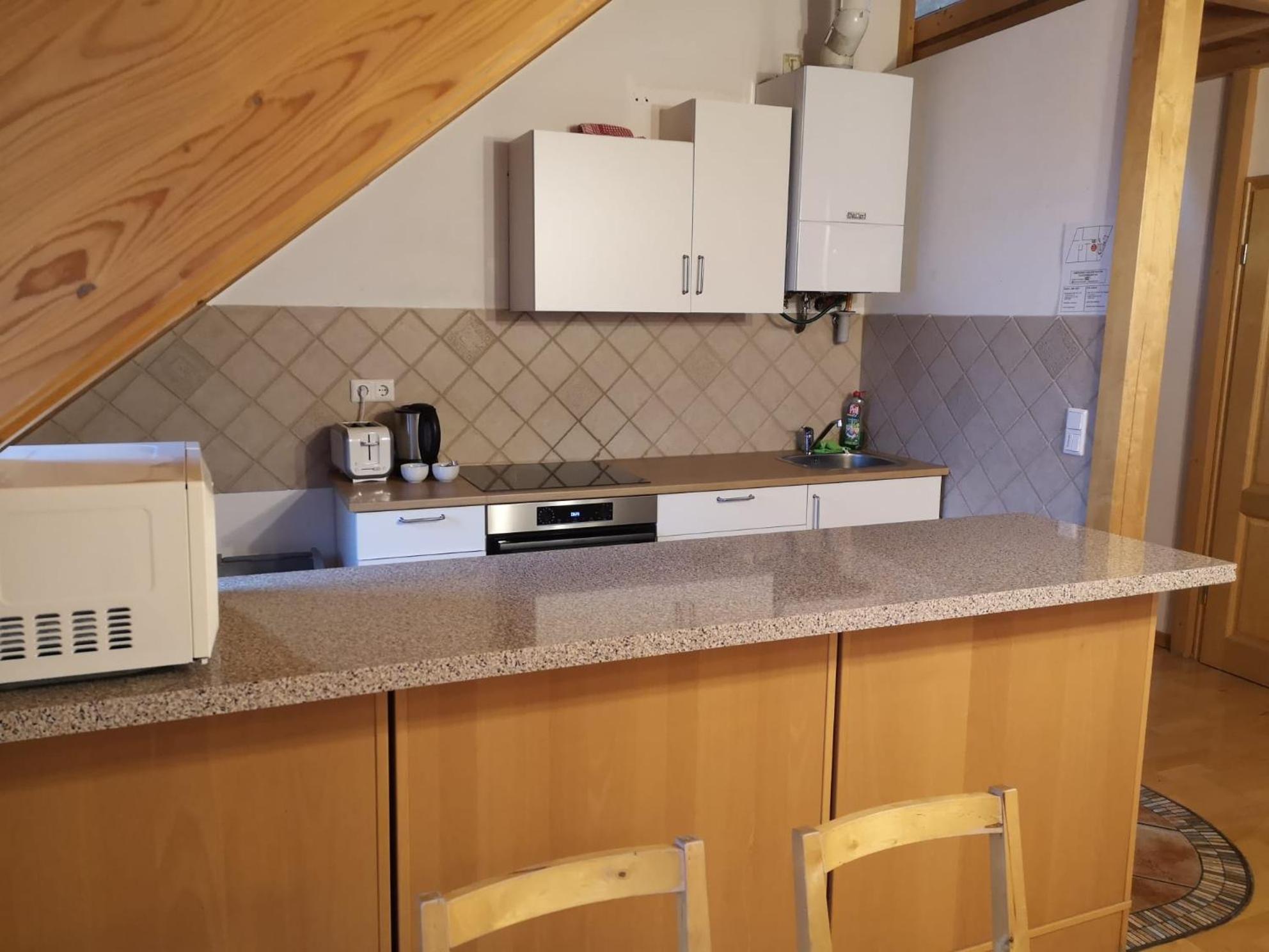 Two-Bedroom Apartment with Balcony photo 3