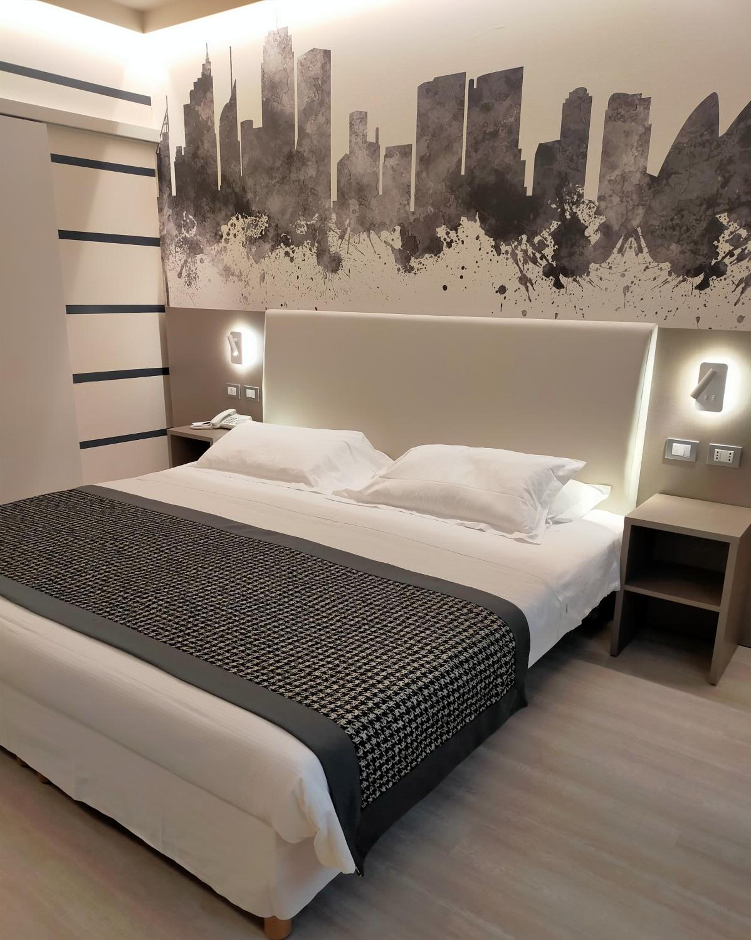 Deluxe Room - Photo 7