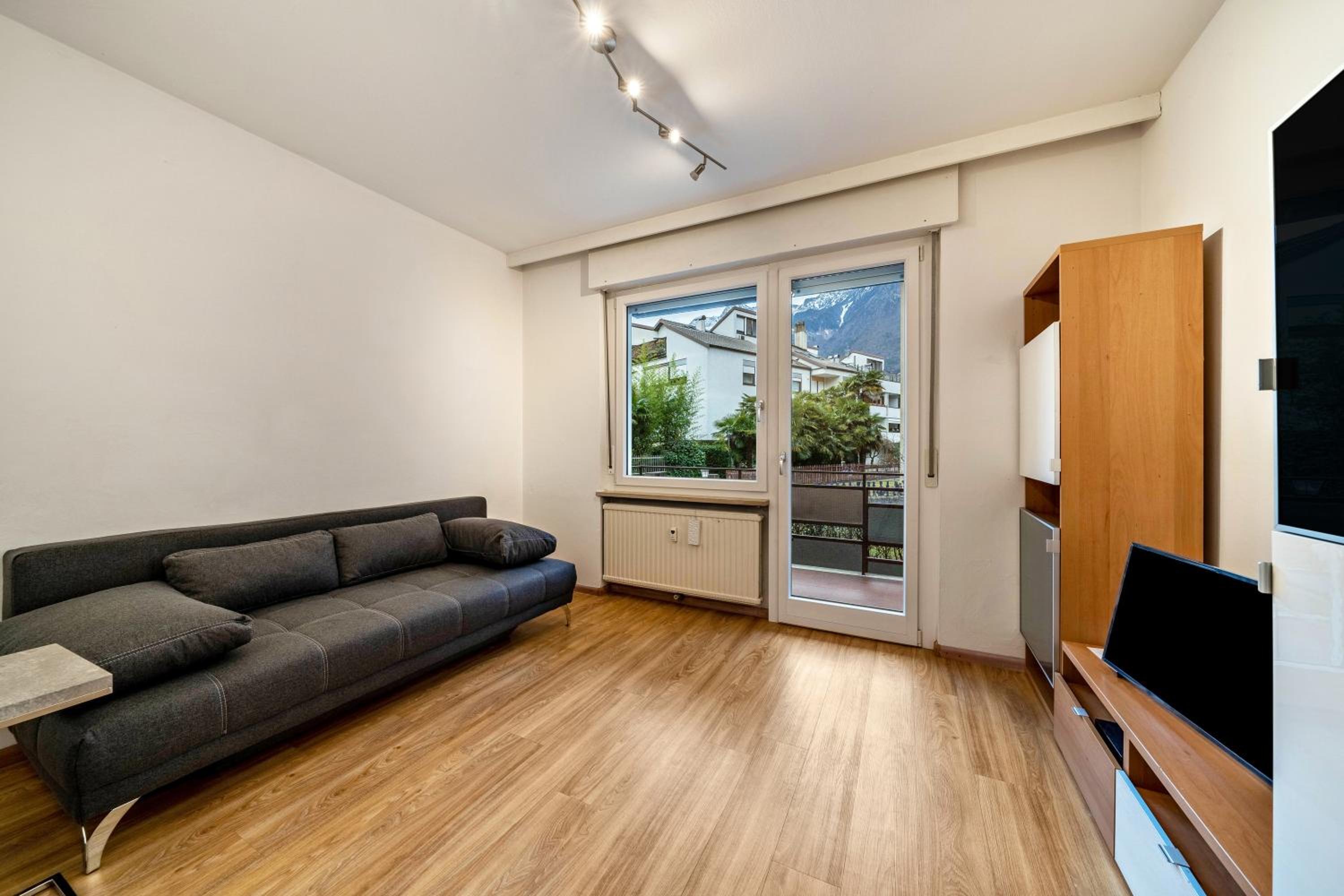 Superior One-Bedroom Apartment with Balcony