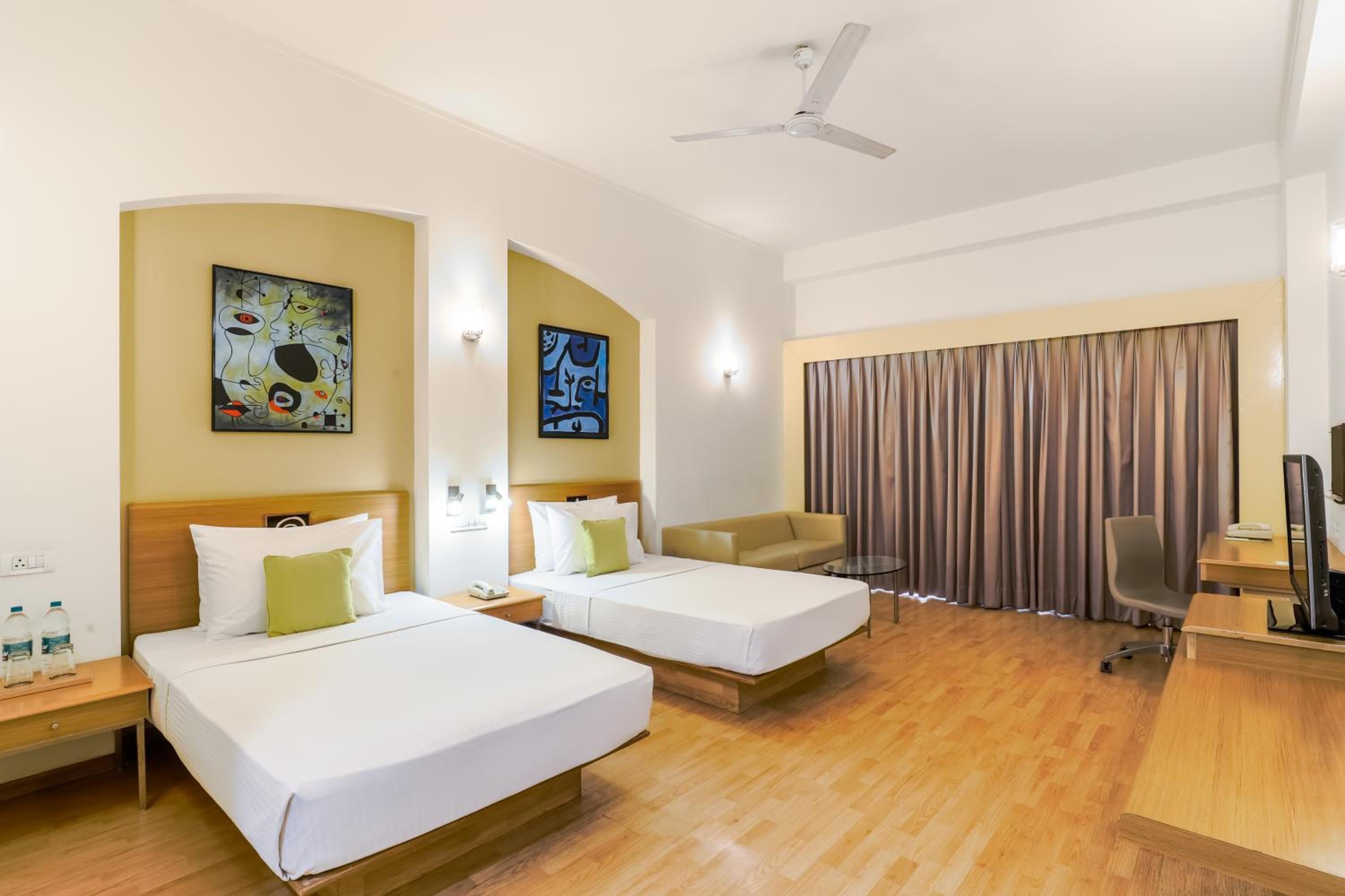 Double or Twin Room photo 1