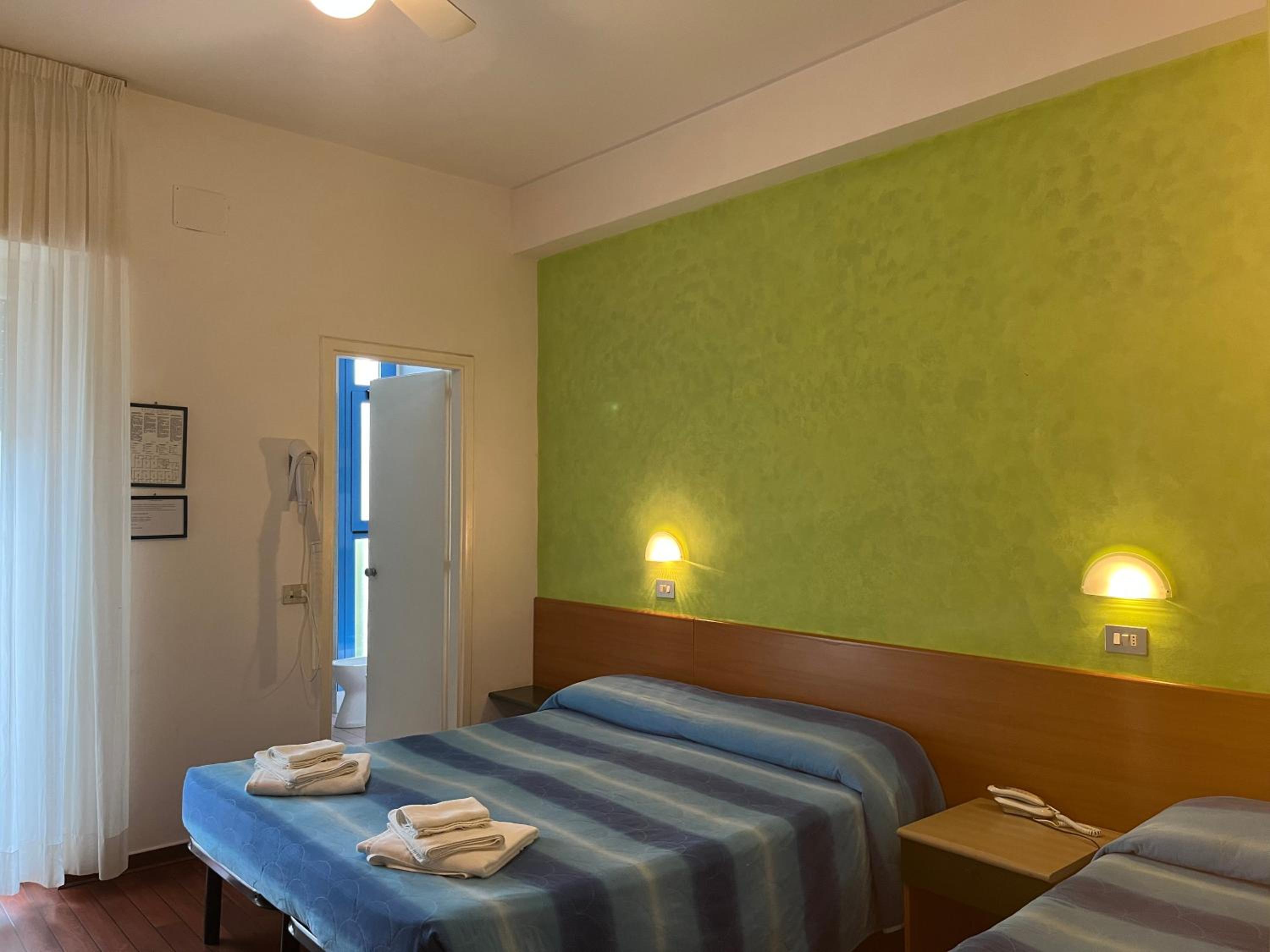 Triple Room photo 3