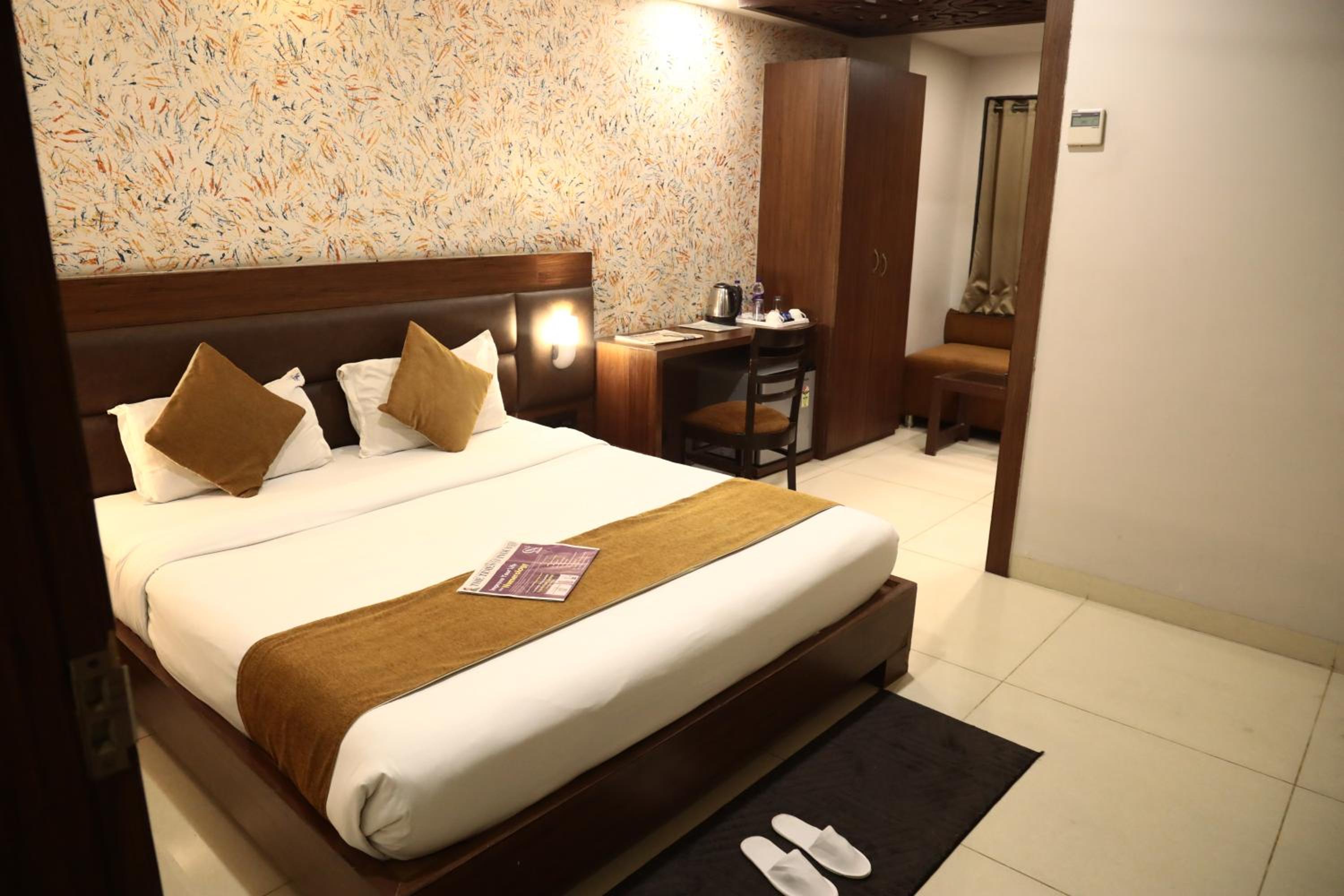 Executive Suite photo 2