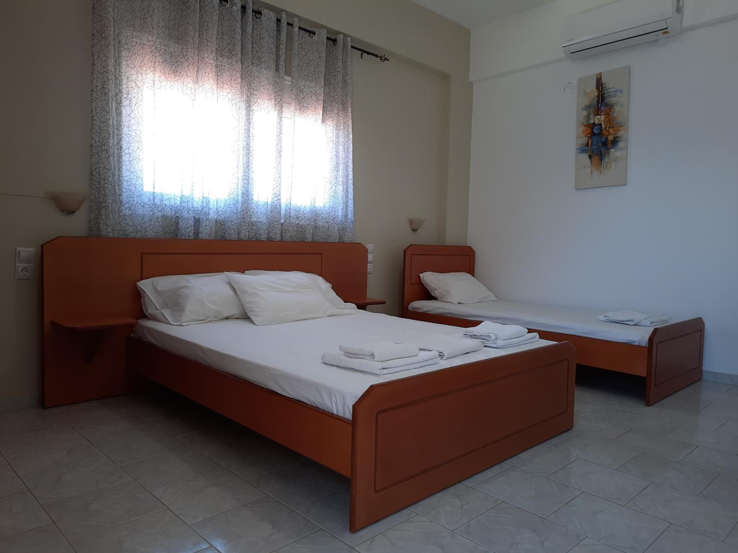 Standard Triple Room with Sea View