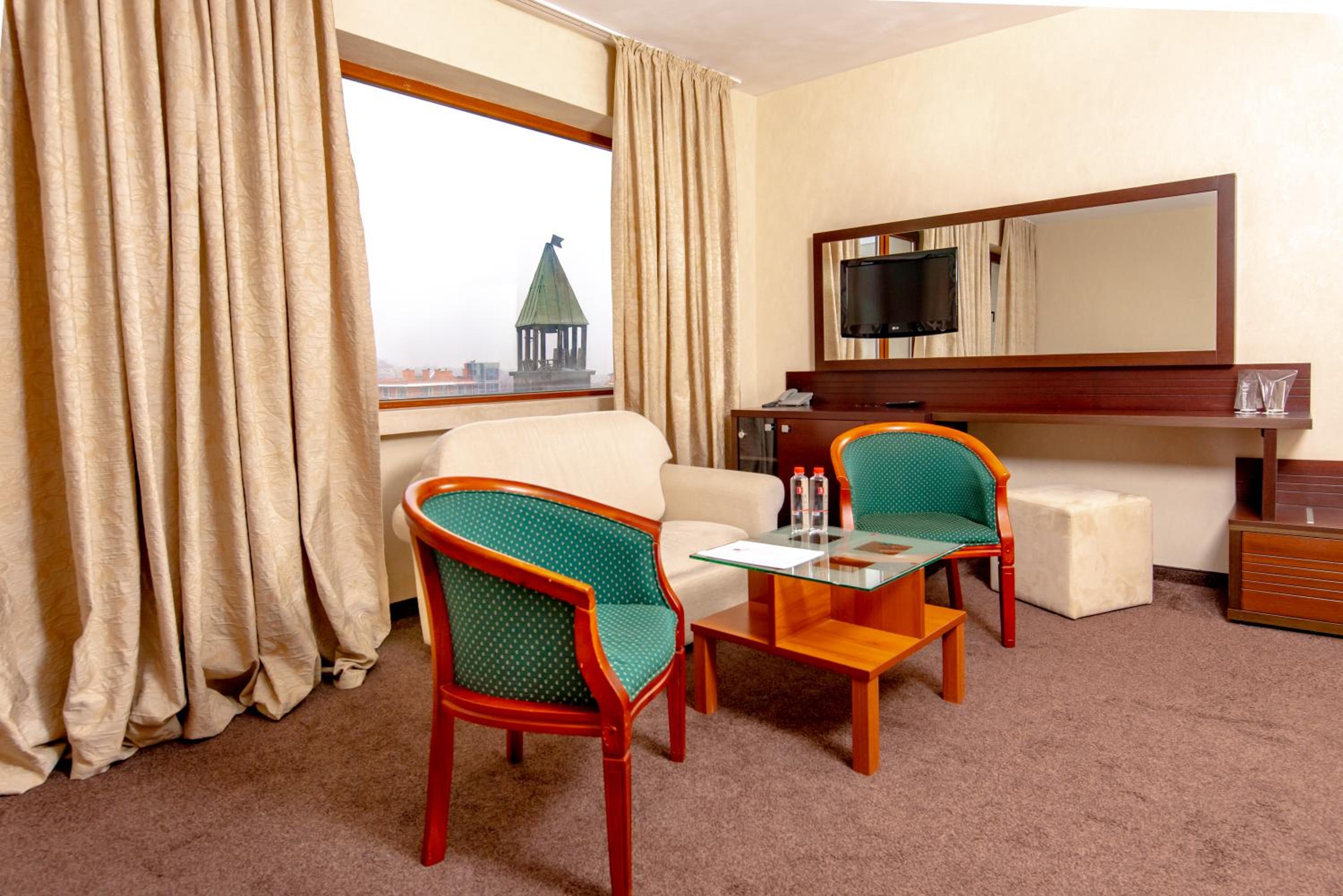 Double Room - Photo 4