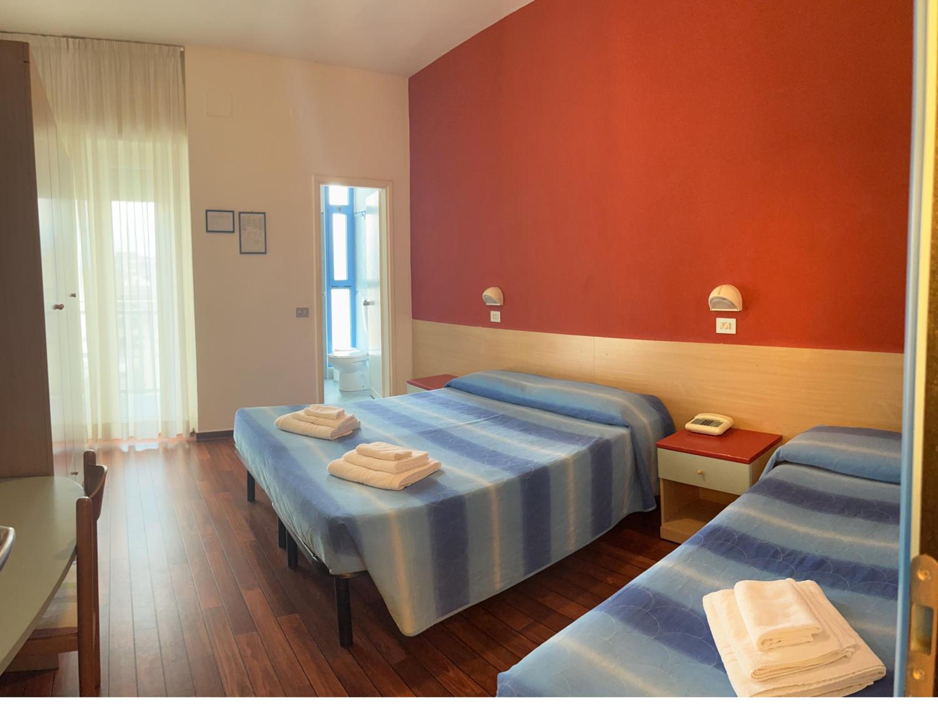 Triple Room photo 1