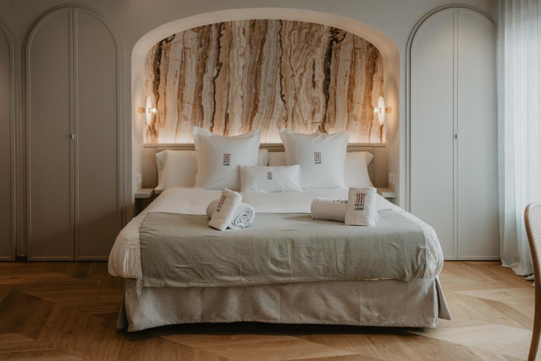 Junior Suite with Terrace - Photo 10