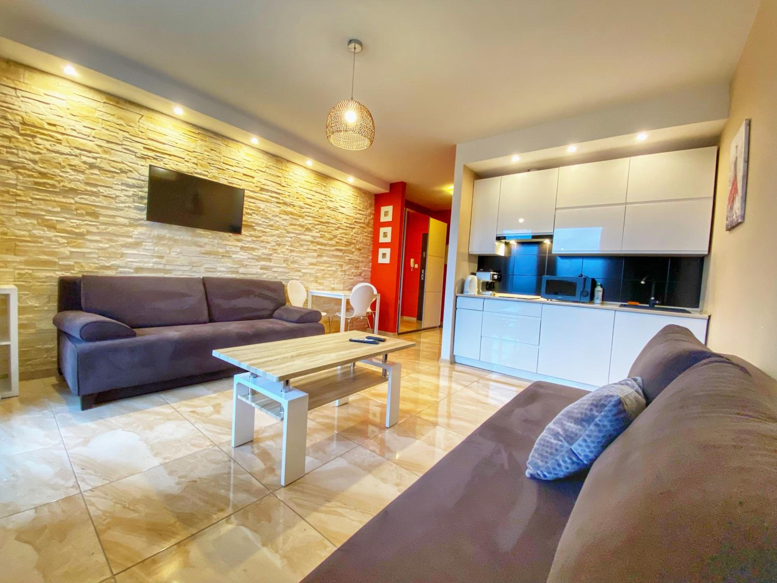 Studio Apartment photo 1