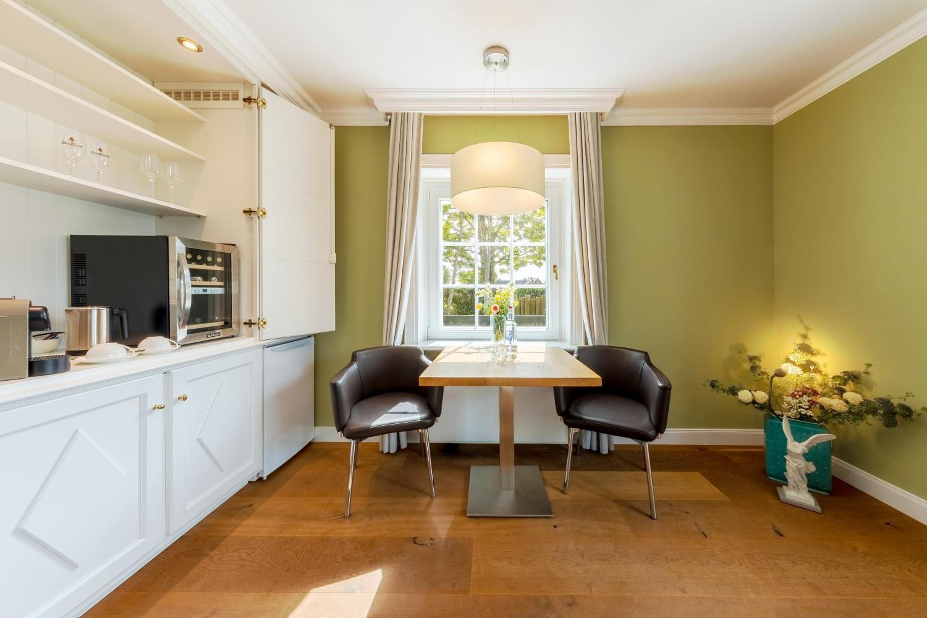 Suite with Terrace - Photo 6