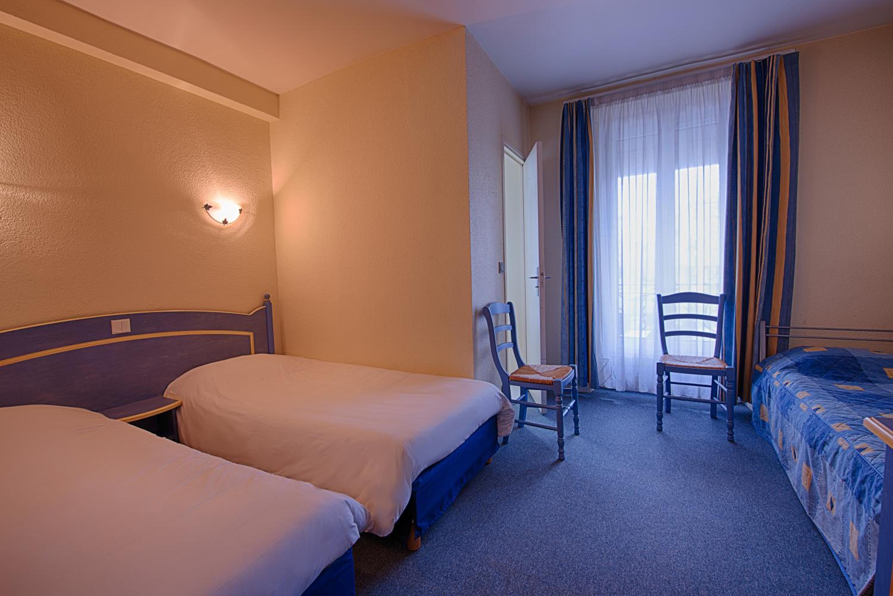 Twin Room photo 2
