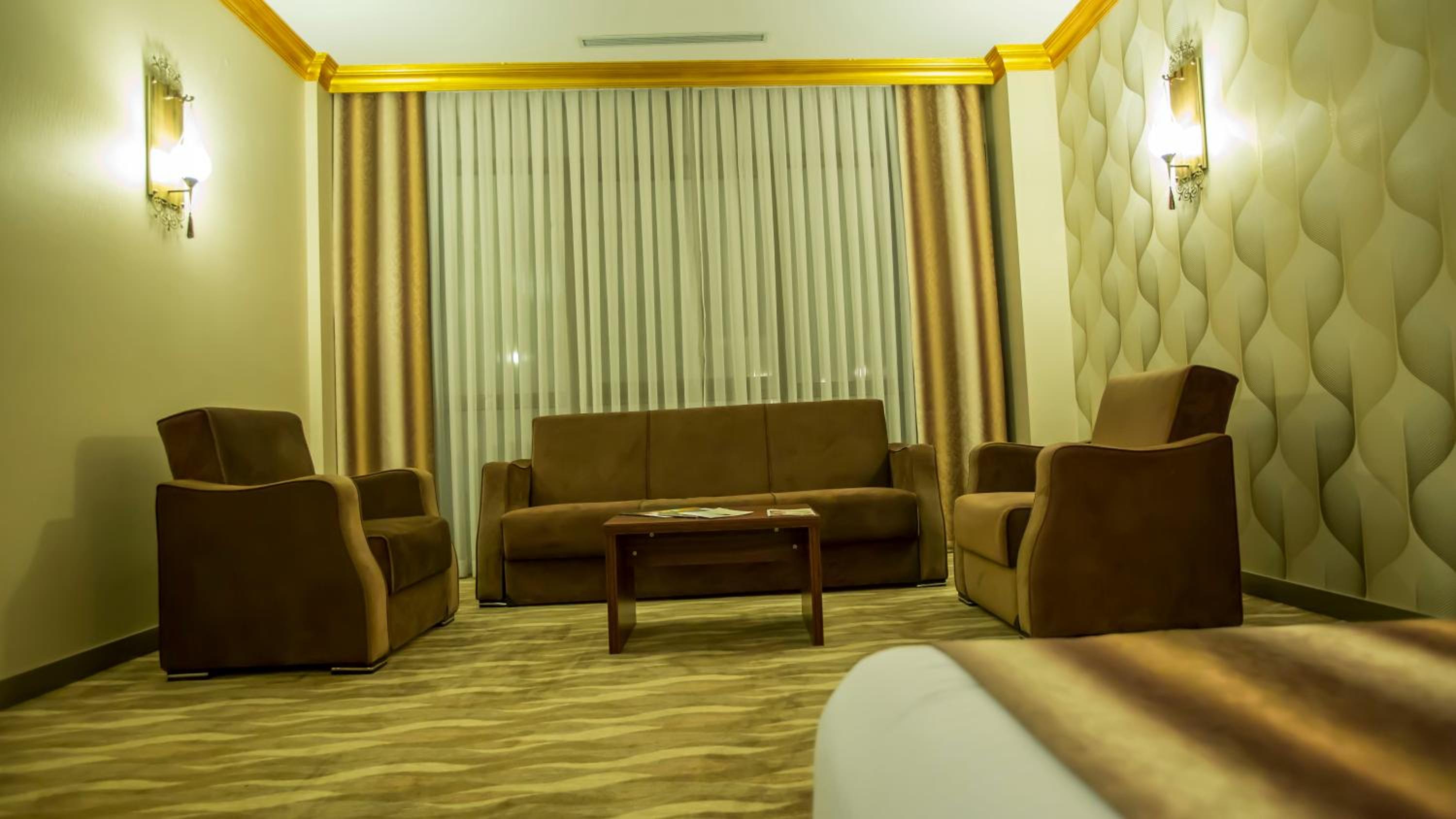 Family Suite - Photo 10