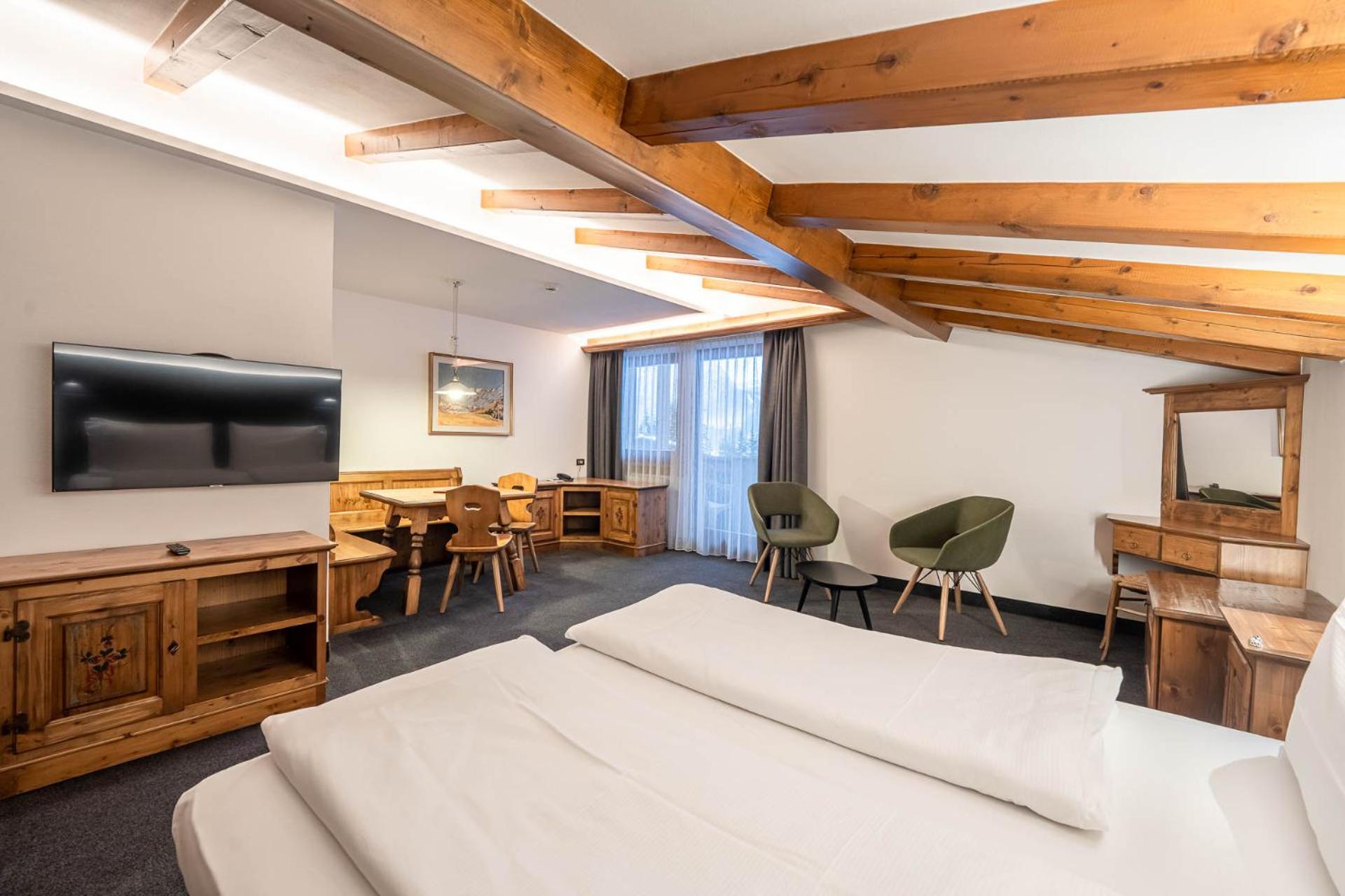 Double Room - Photo 15