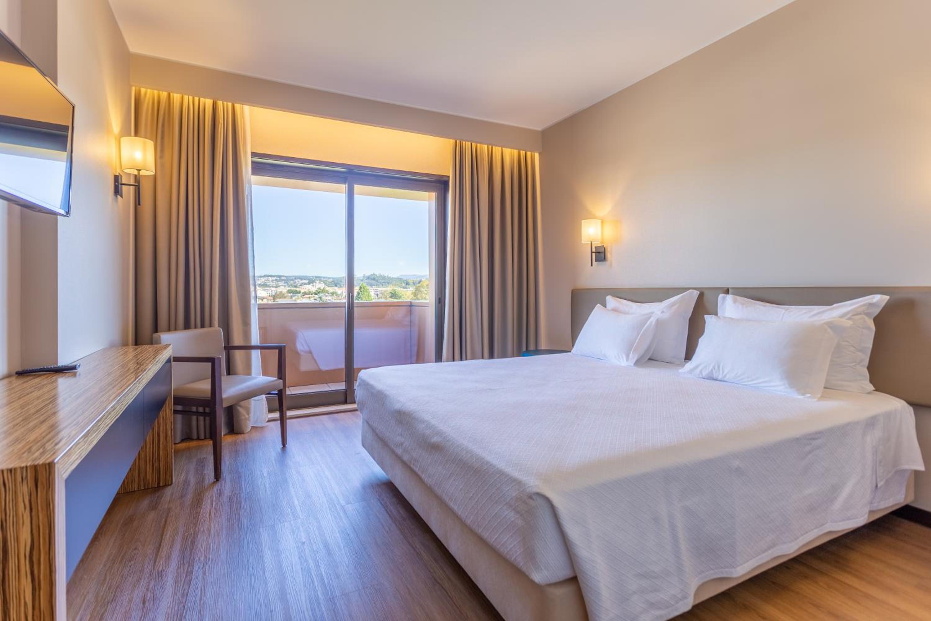 Superior Suite - Photo 3