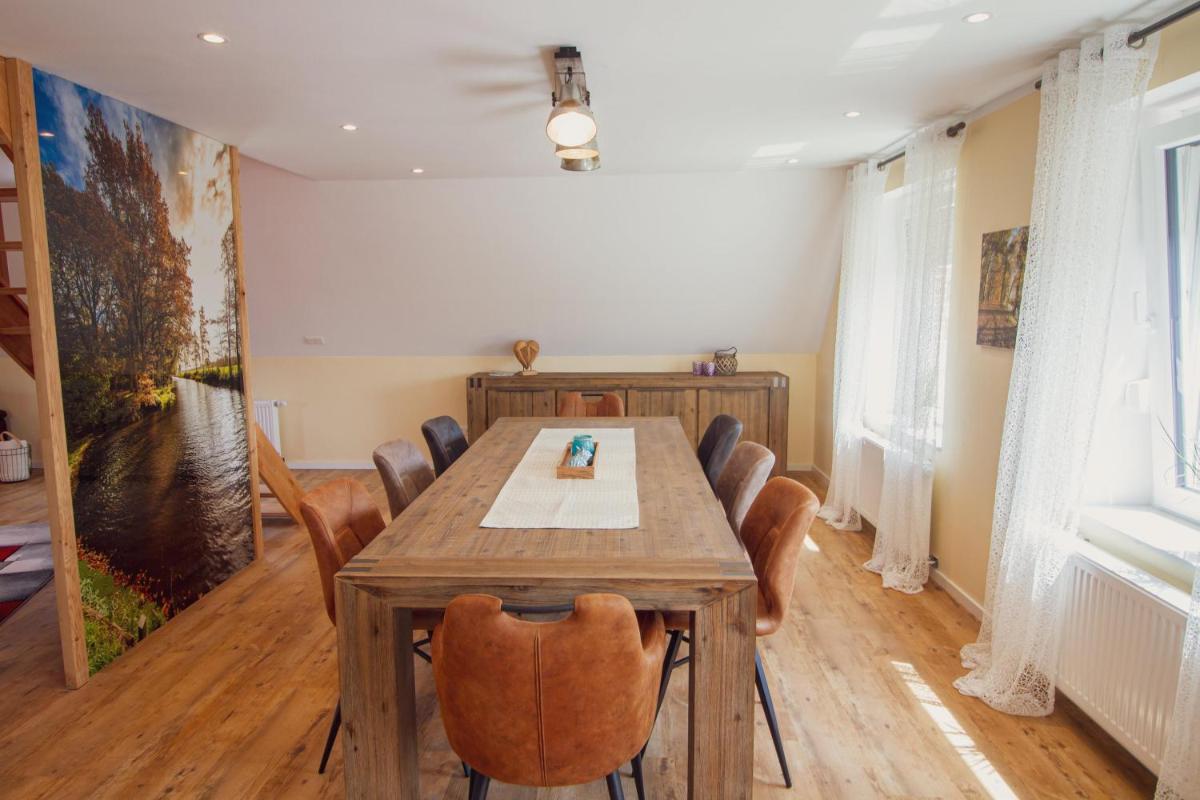 Apartment with Terrace photo 2