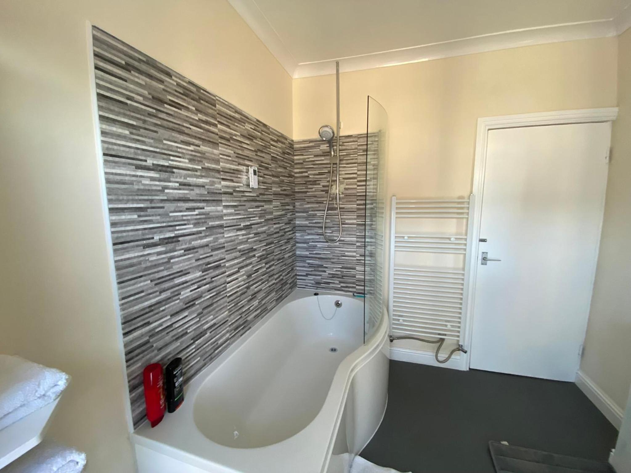 Apartment with Sea View - Photo 21