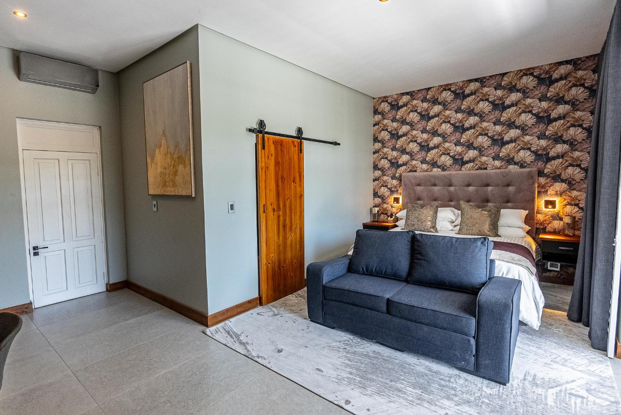 Double Room with Extra Bed photo 1
