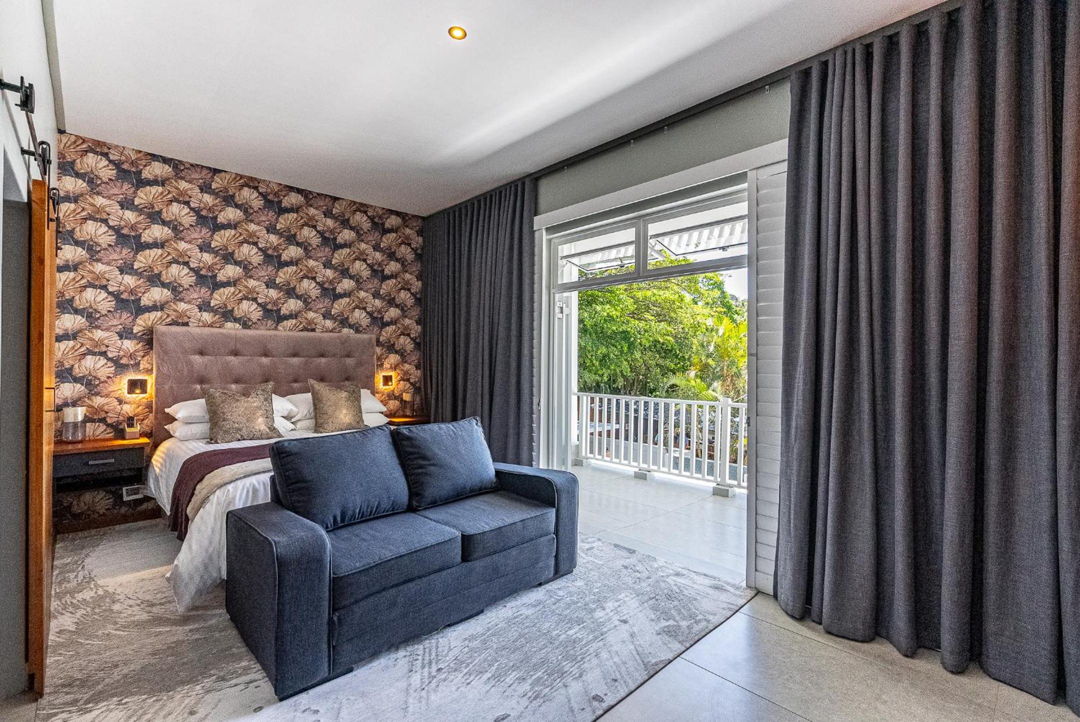 Double Room with Extra Bed photo 2