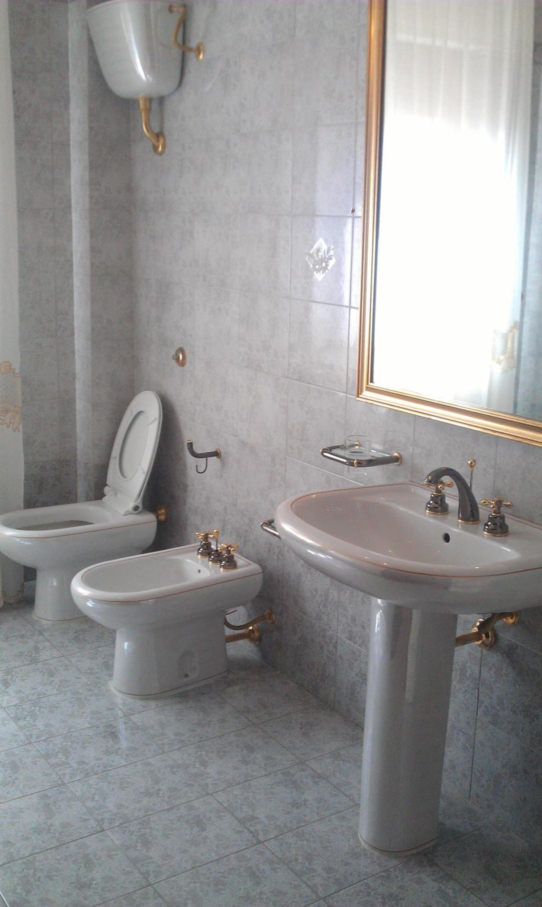 Double Room with Private External Bathroom photo 2