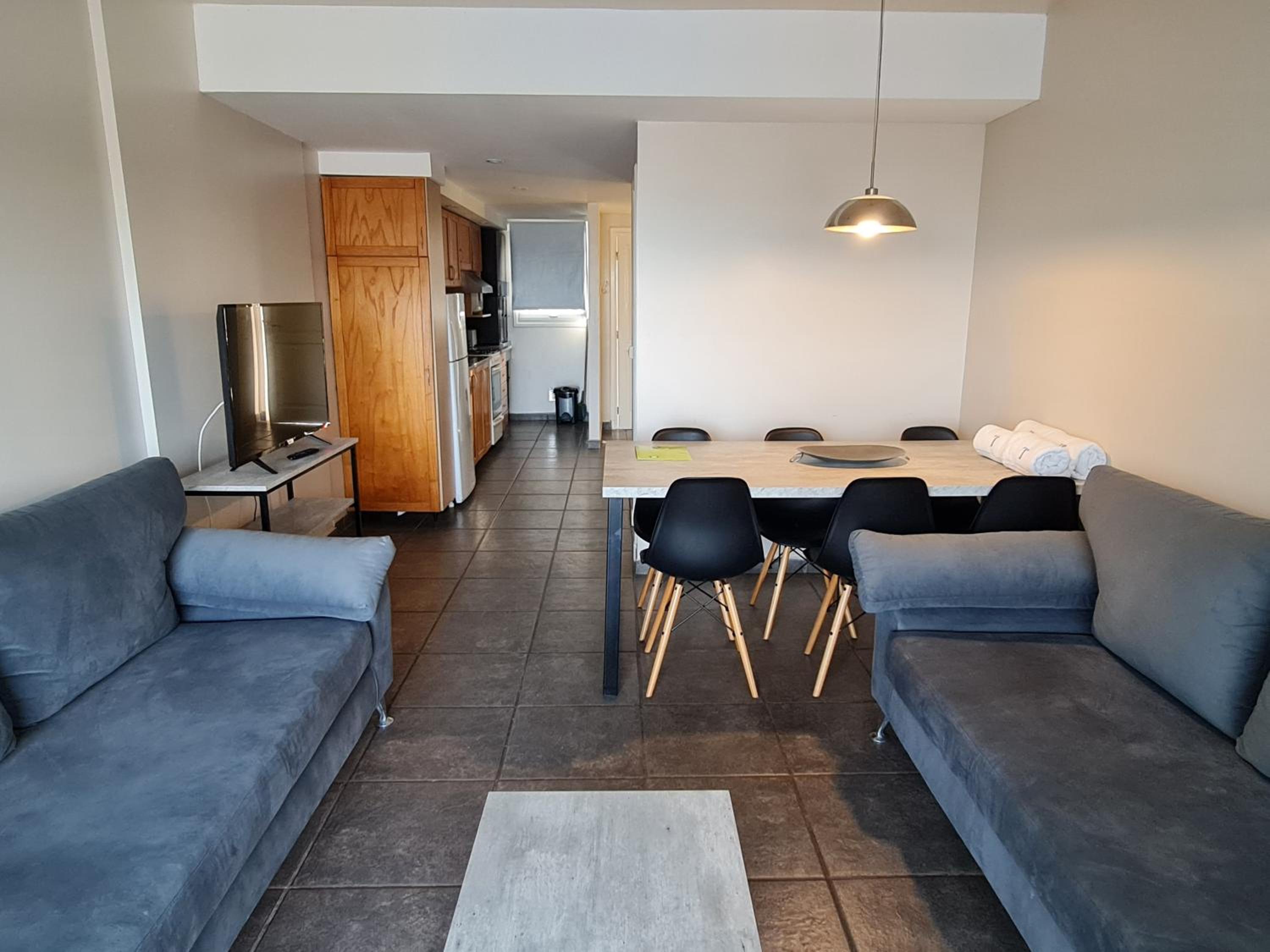 Two-Bedroom Apartment (6 Adults)
