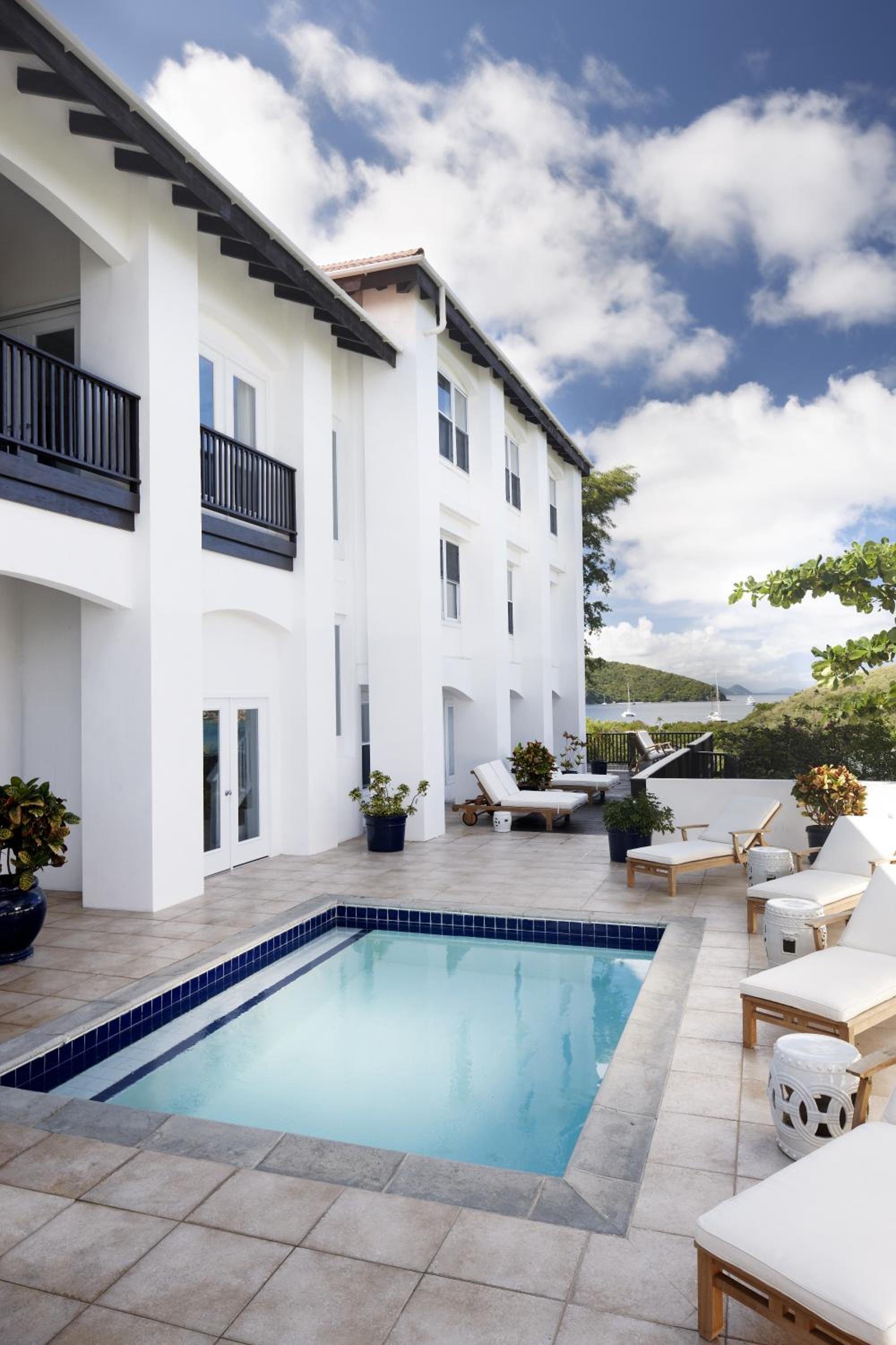 Three-Bedroom Villa photo 1