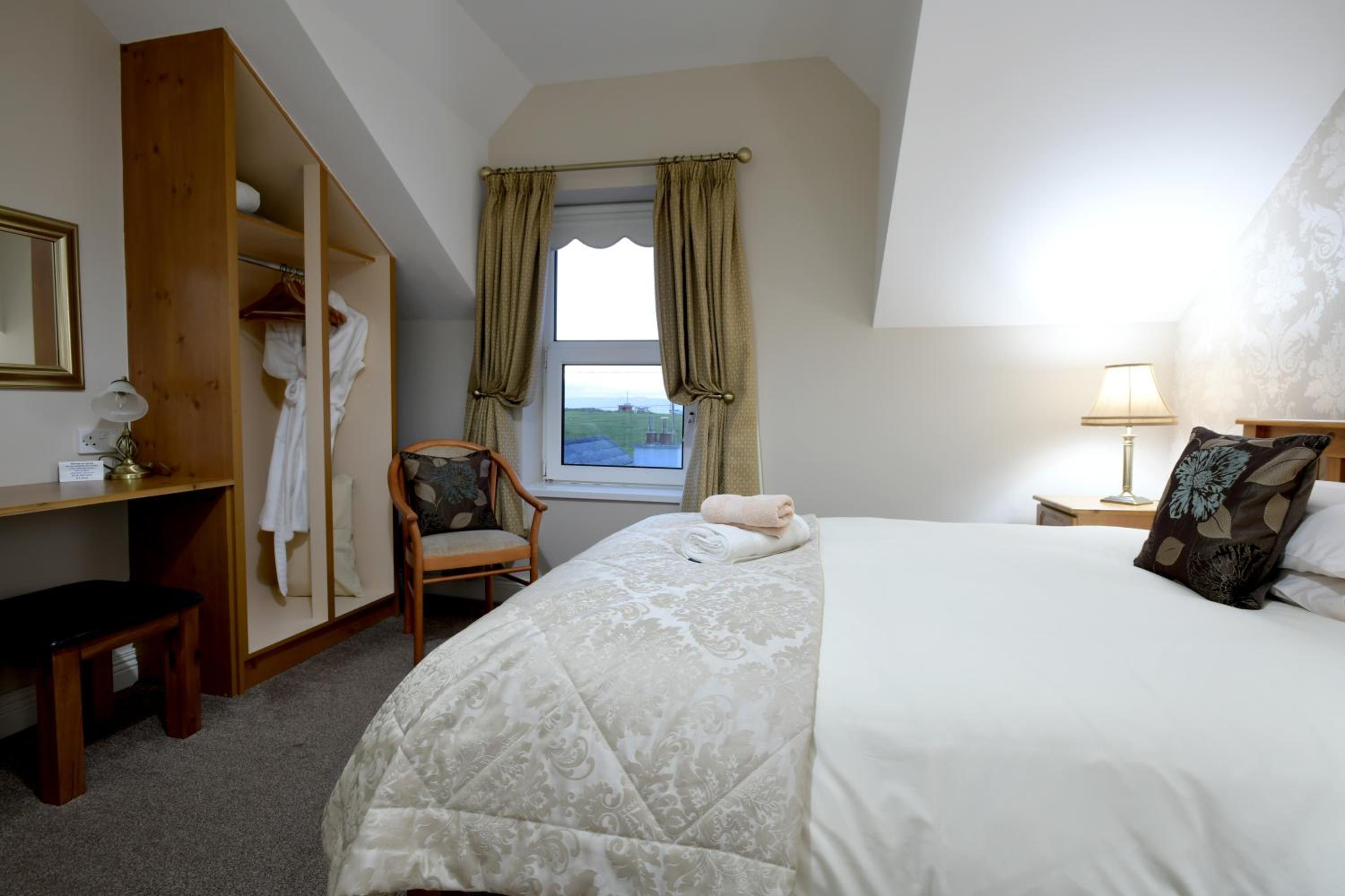 Classic Double Room - Photo 3