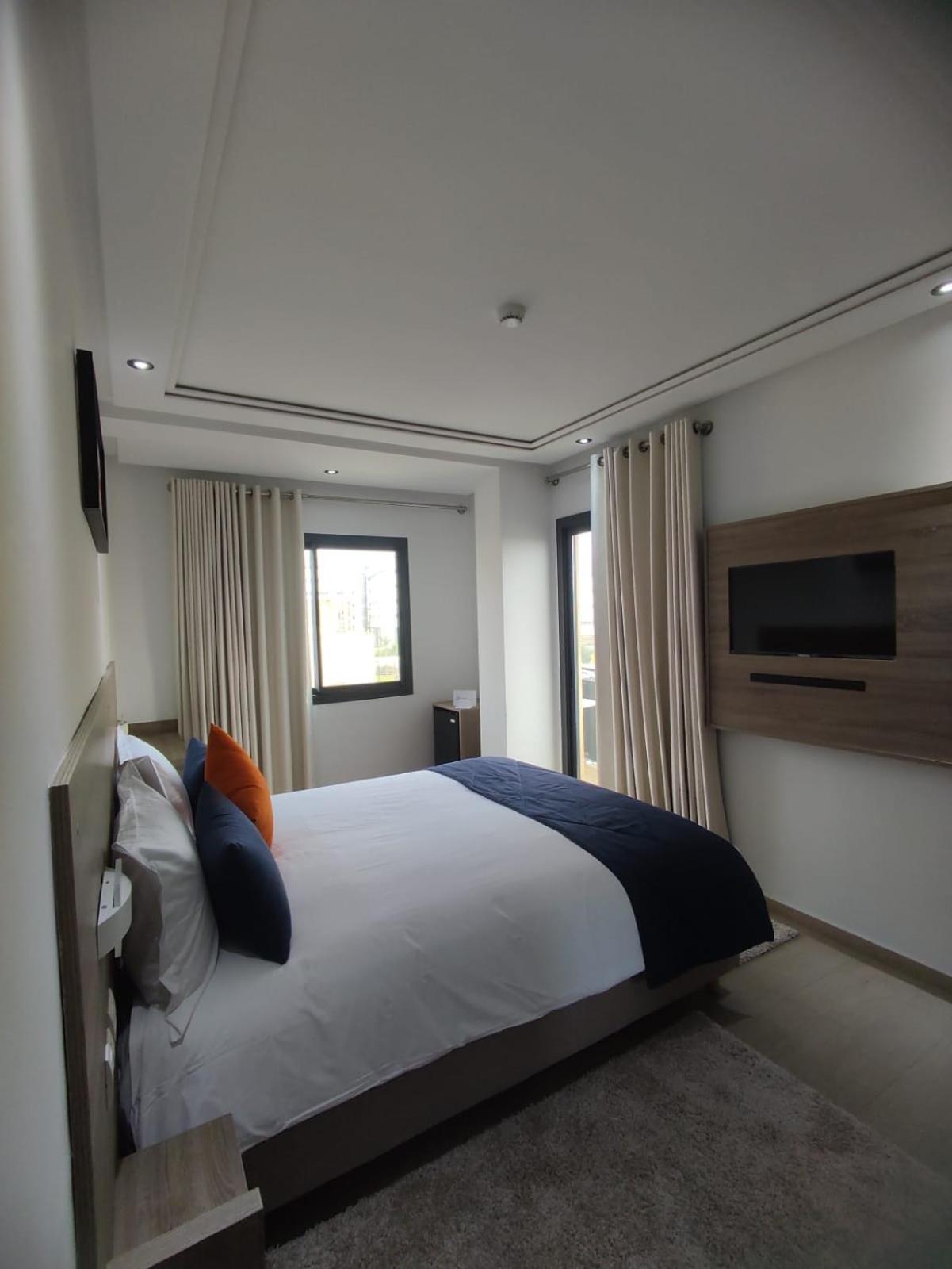 Standard Double Room - Photo 5