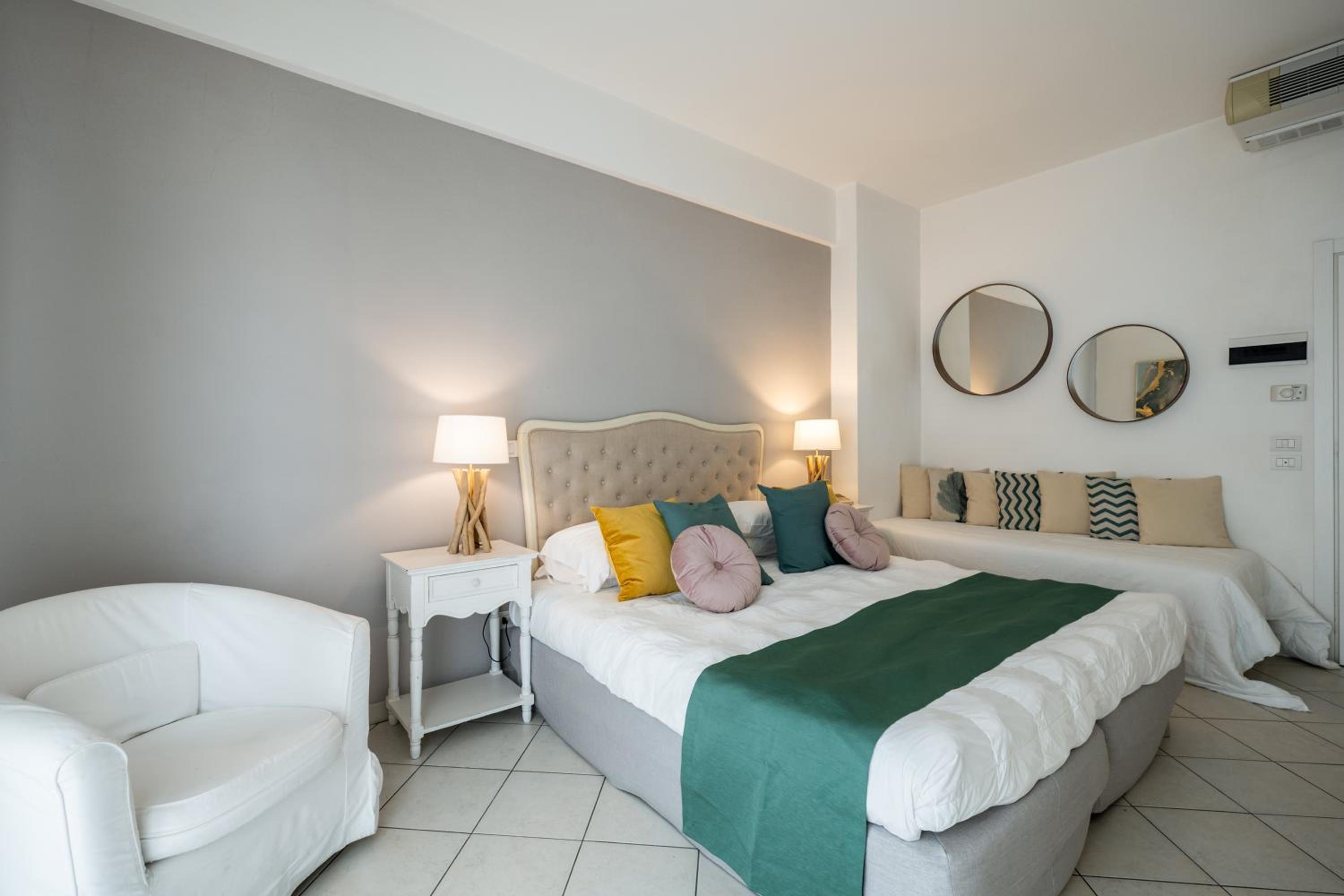 Superior Triple Room - Photo 2